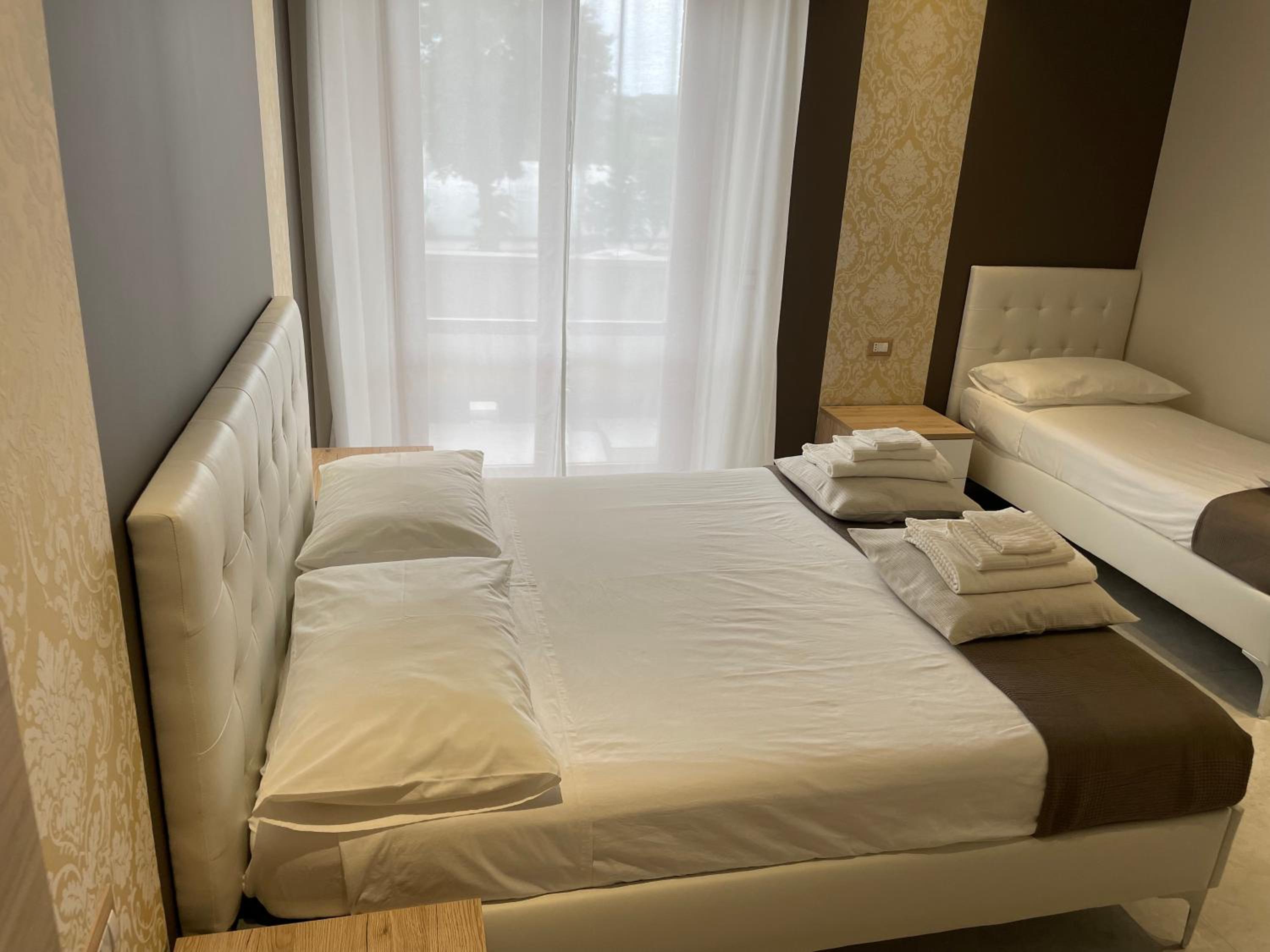 Triple Room with Balcony photo 1