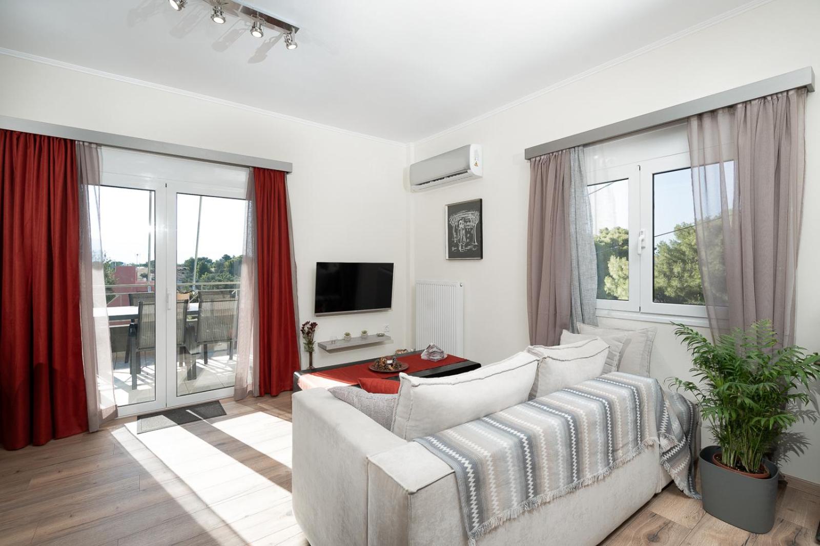 Apartment with Mountain View photo 1
