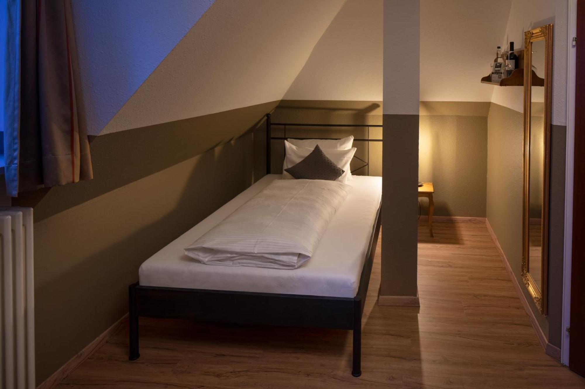 Standard Single Room photo 3