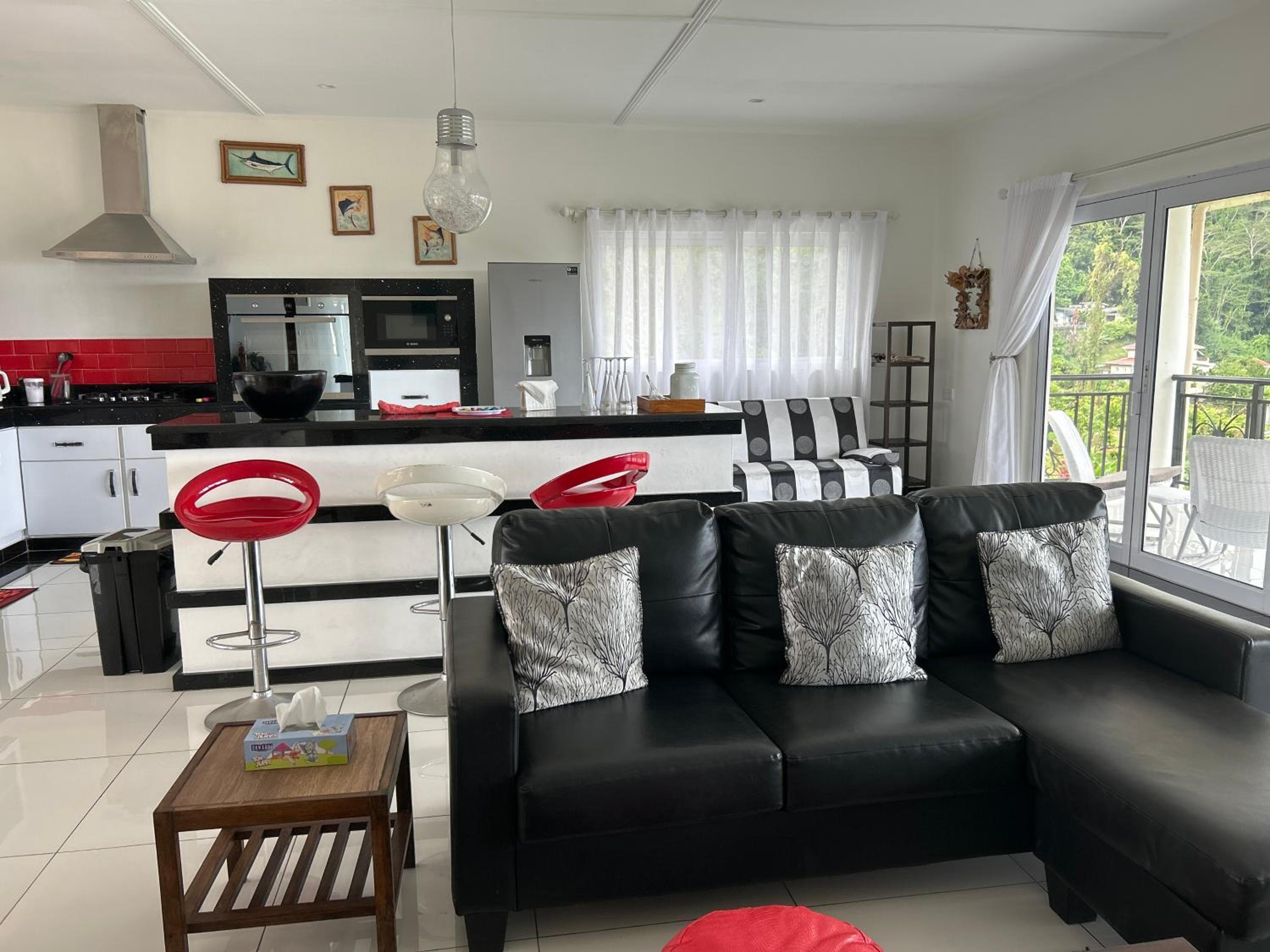 Deluxe Villa with Mountain View