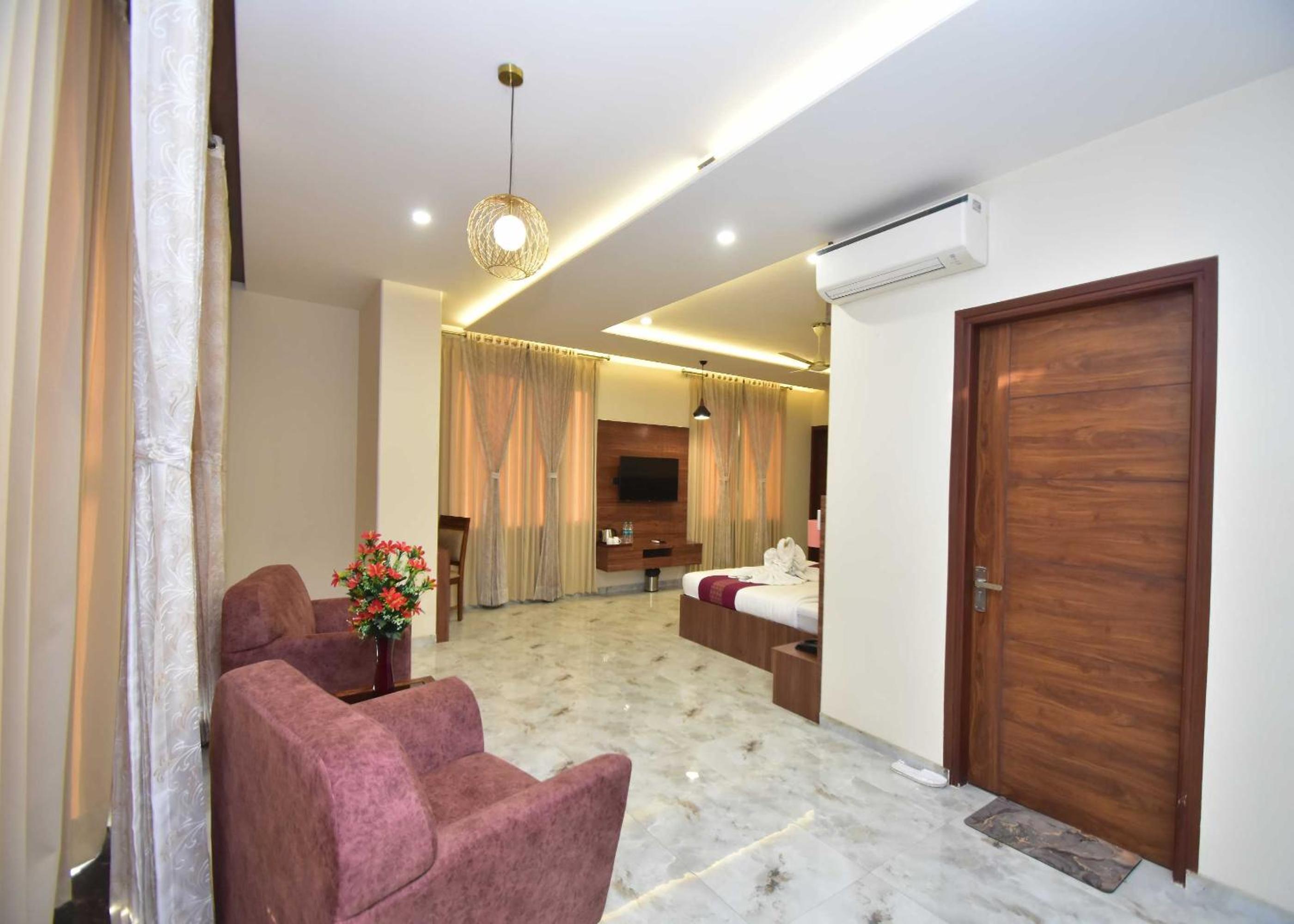 Executive Suite photo 2