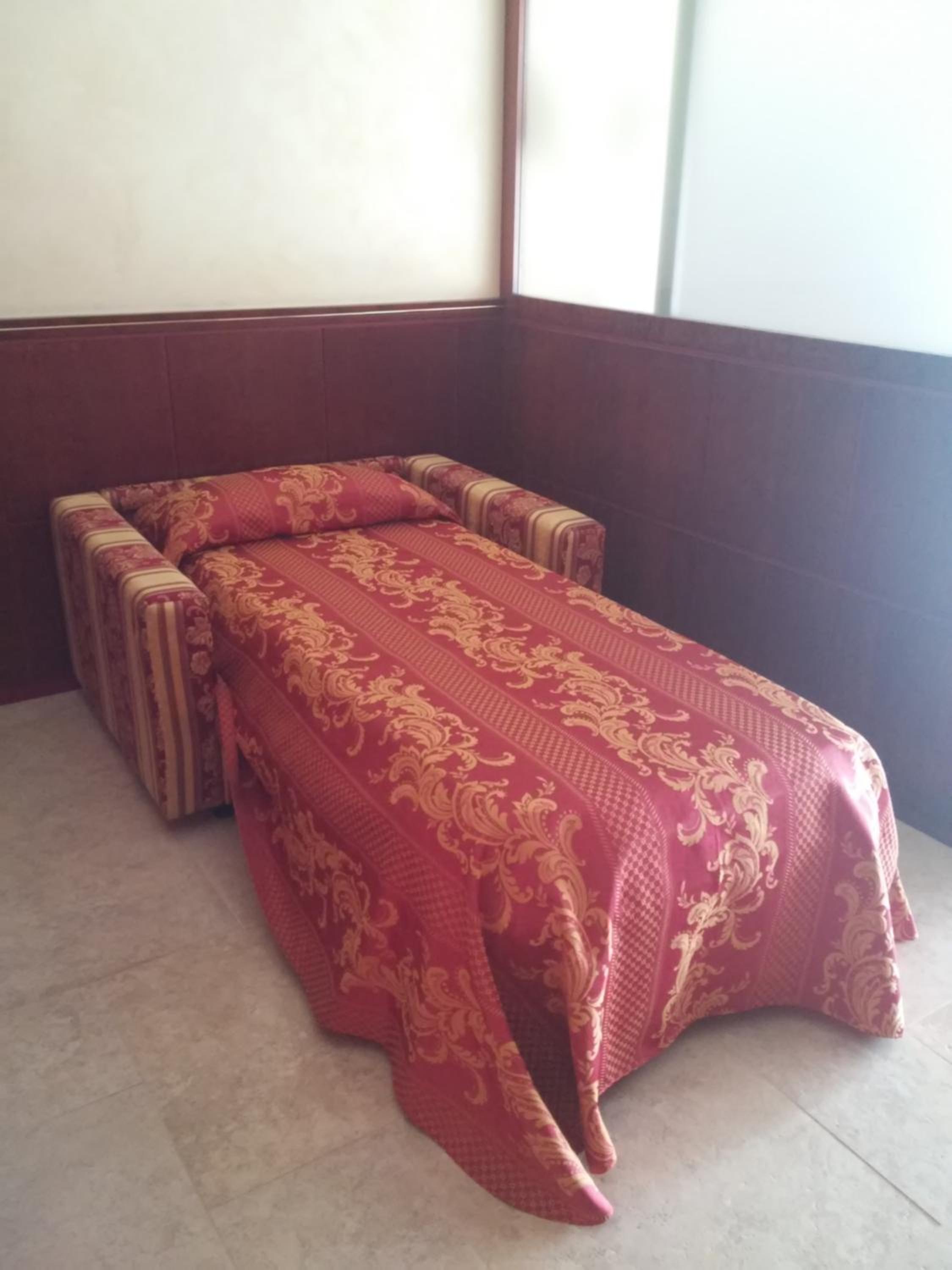 Standard Suite - Photo 3