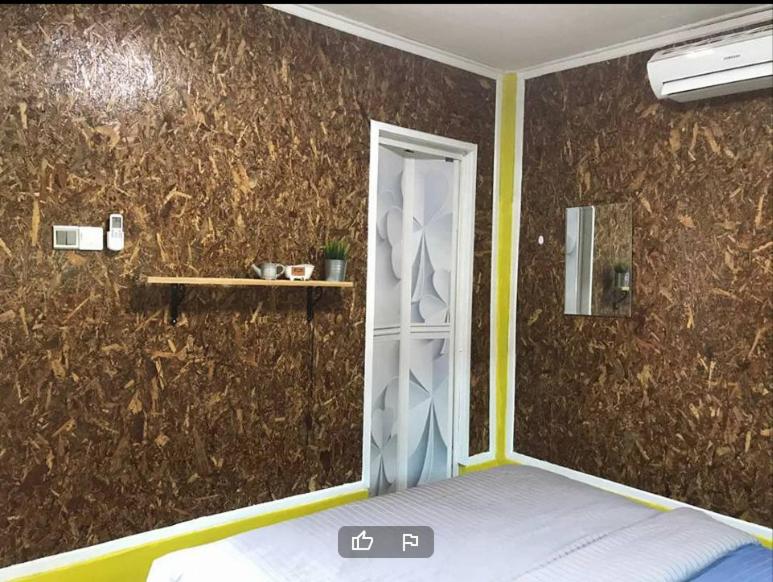 One-Bedroom House photo 2