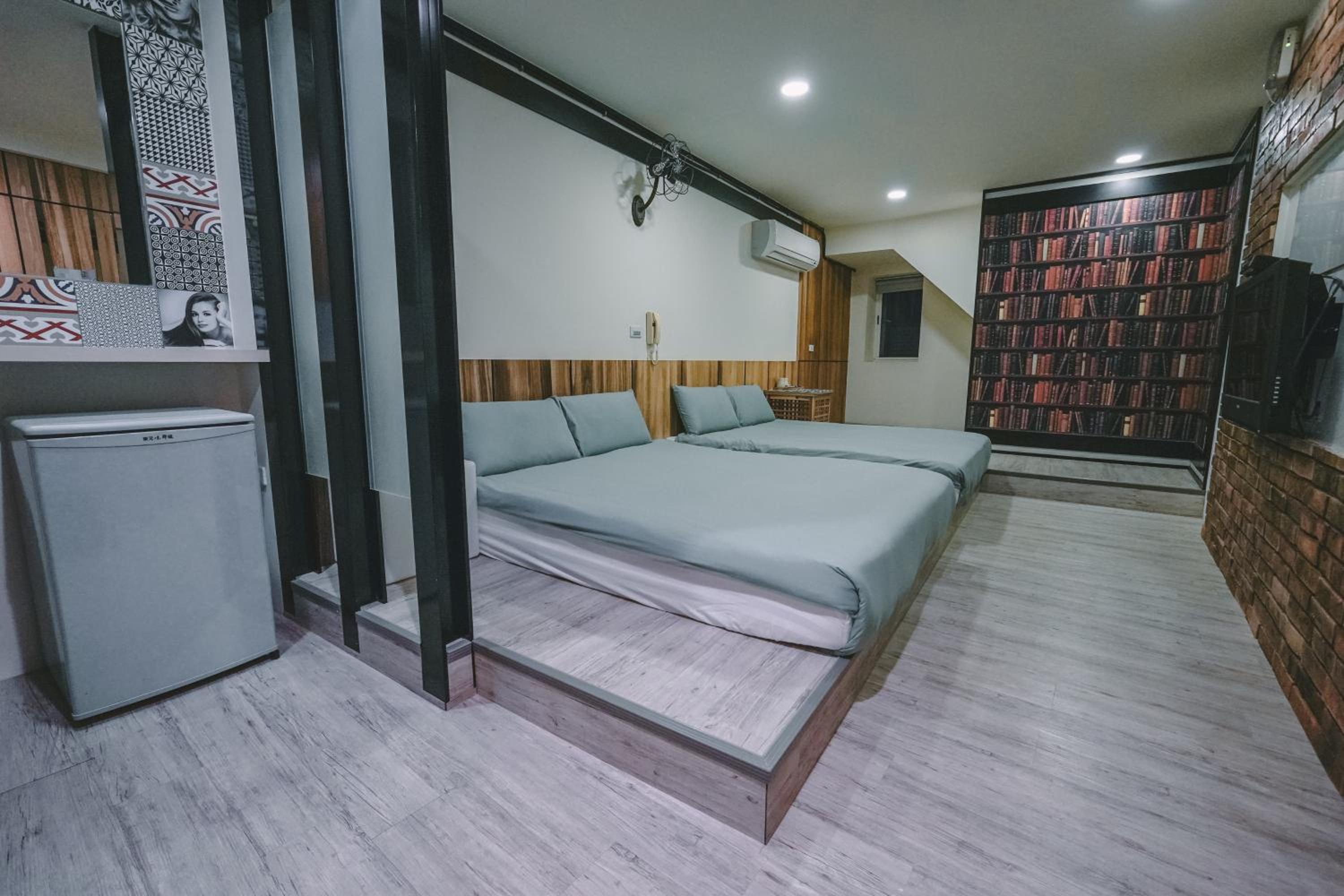 Standard Queen Room with Two Queen Beds