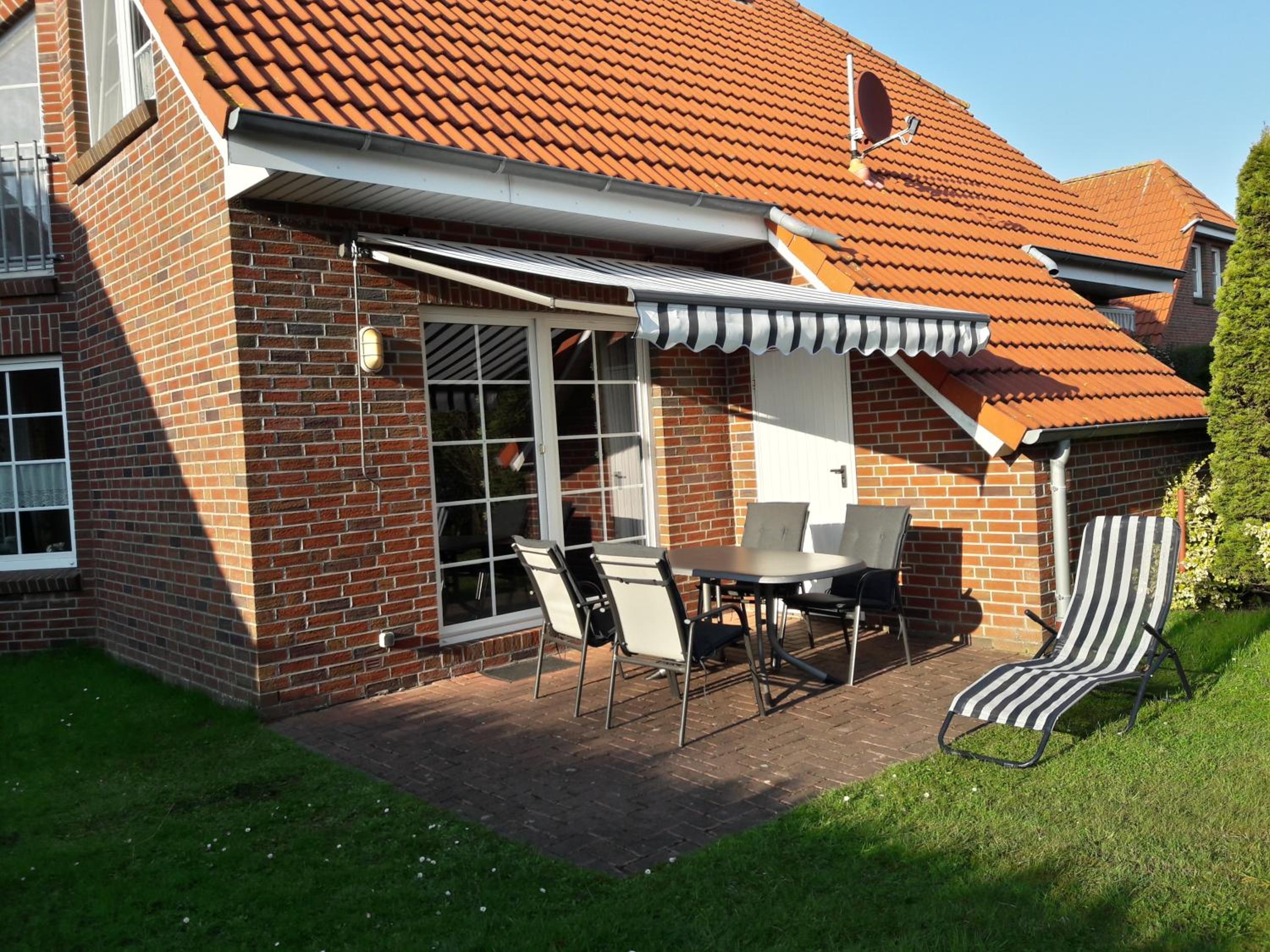 Three-Bedroom House photo 1