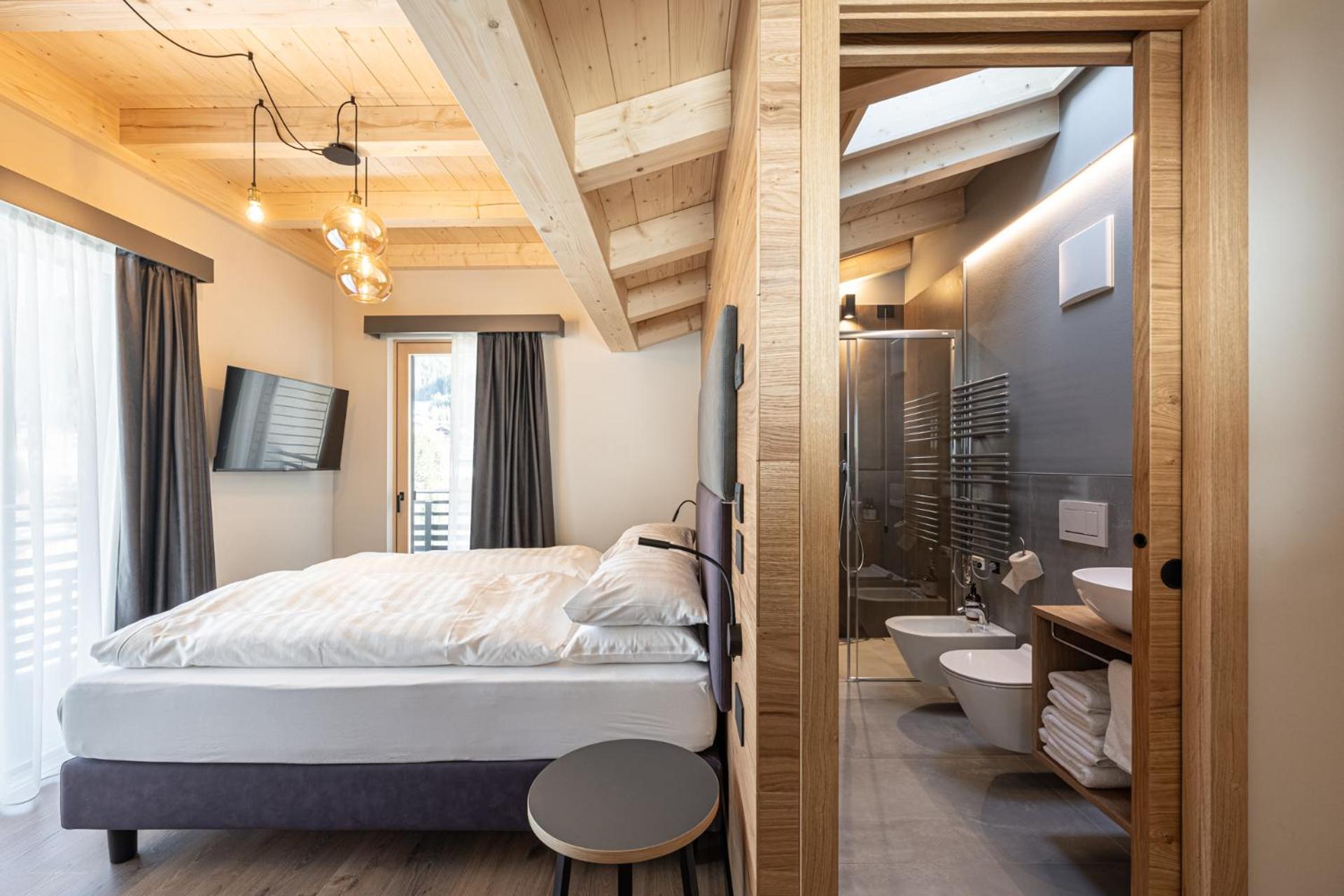 Superior Double or Twin Room with Mountain View - Photo 1