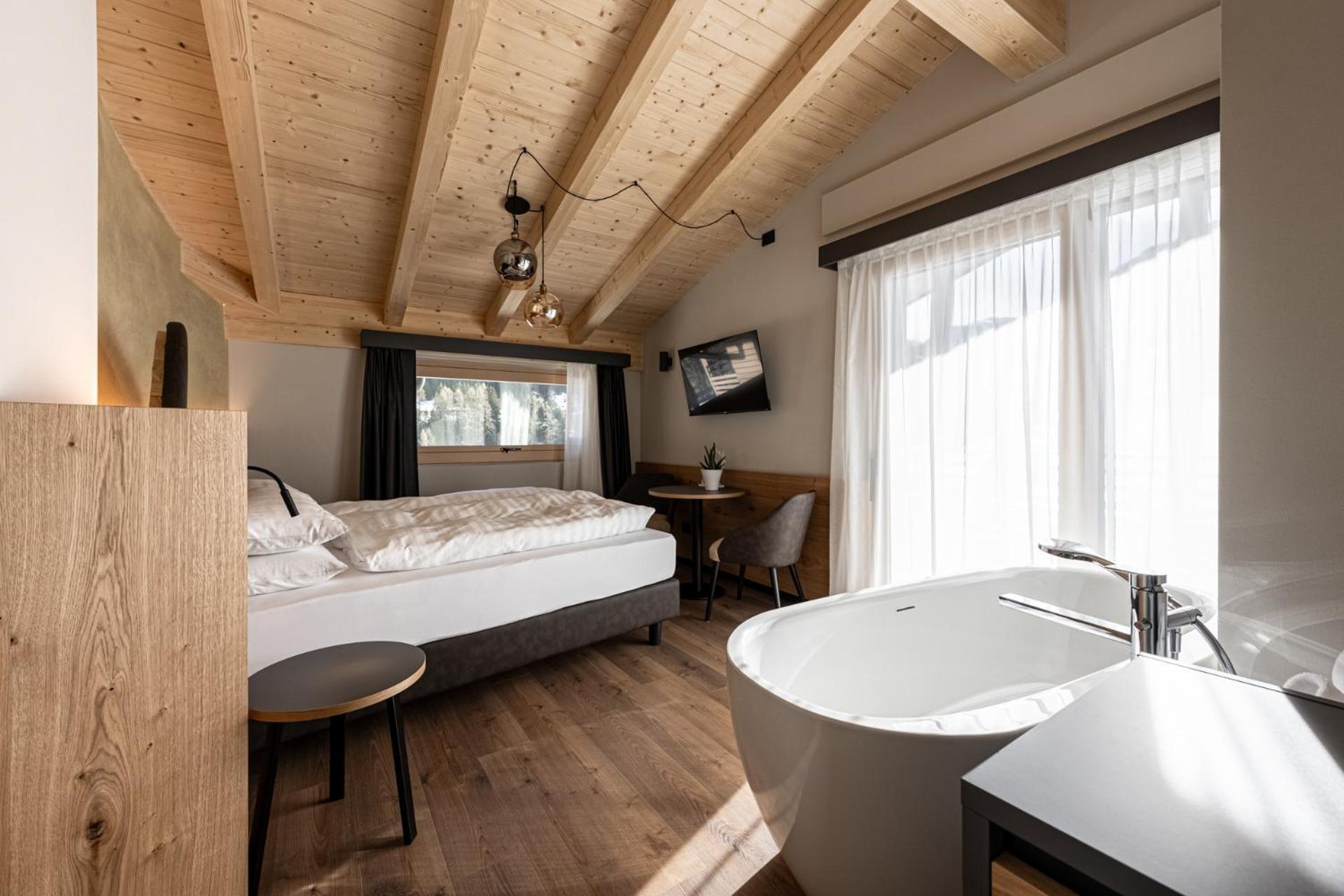 Junior Suite with Balcony