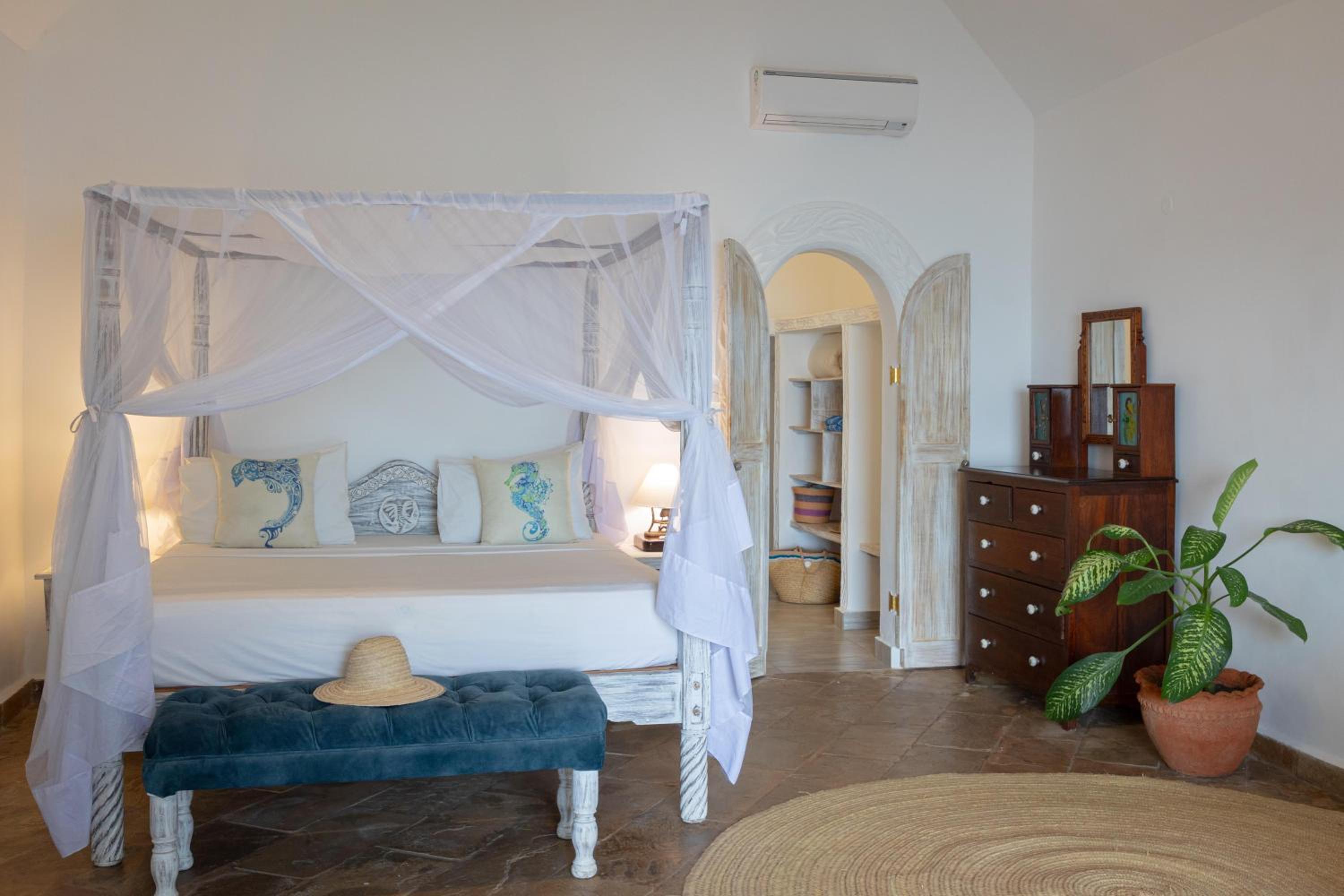 Ocean View Banda - Photo 1