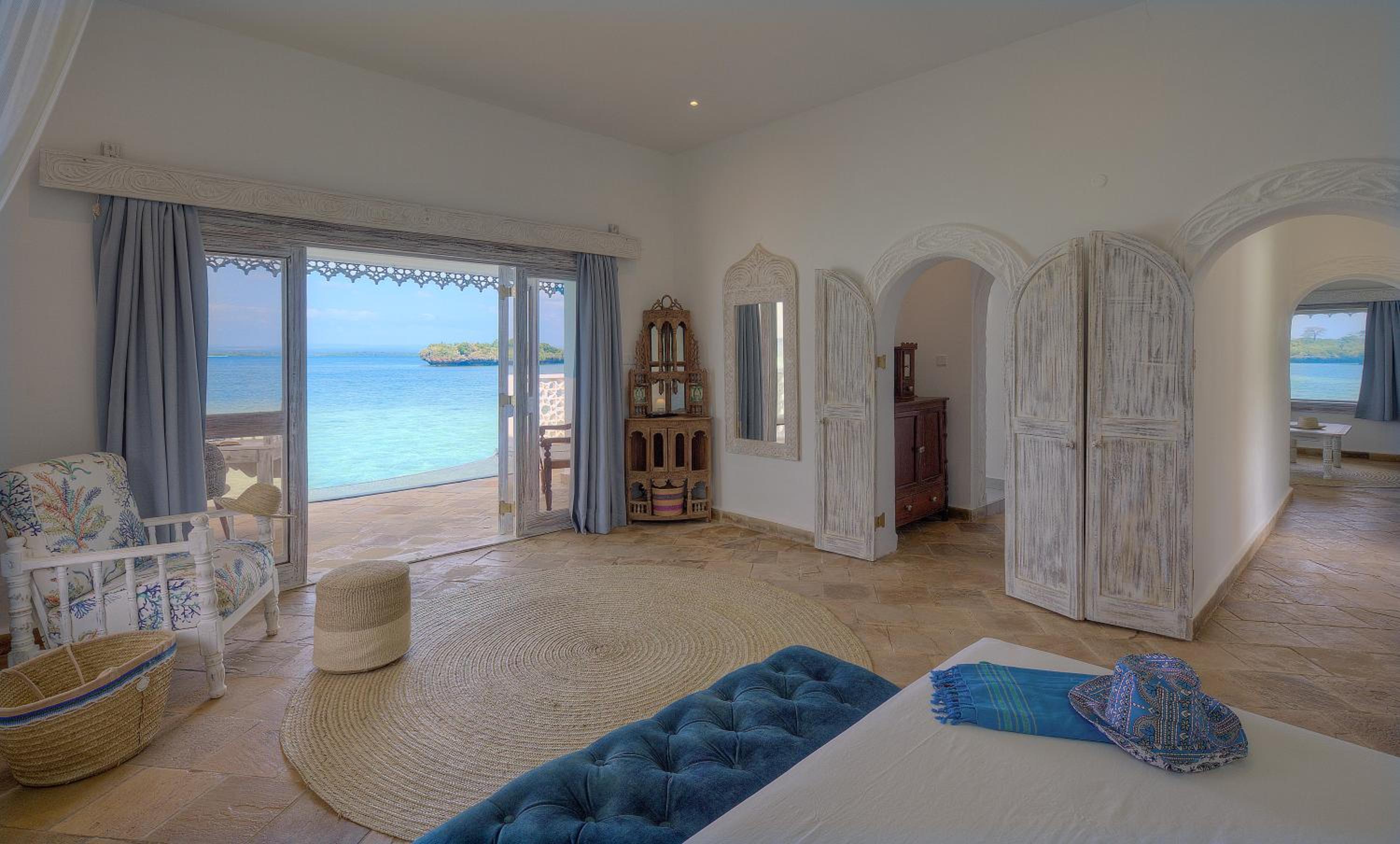 Overwater Suite - Photo 1