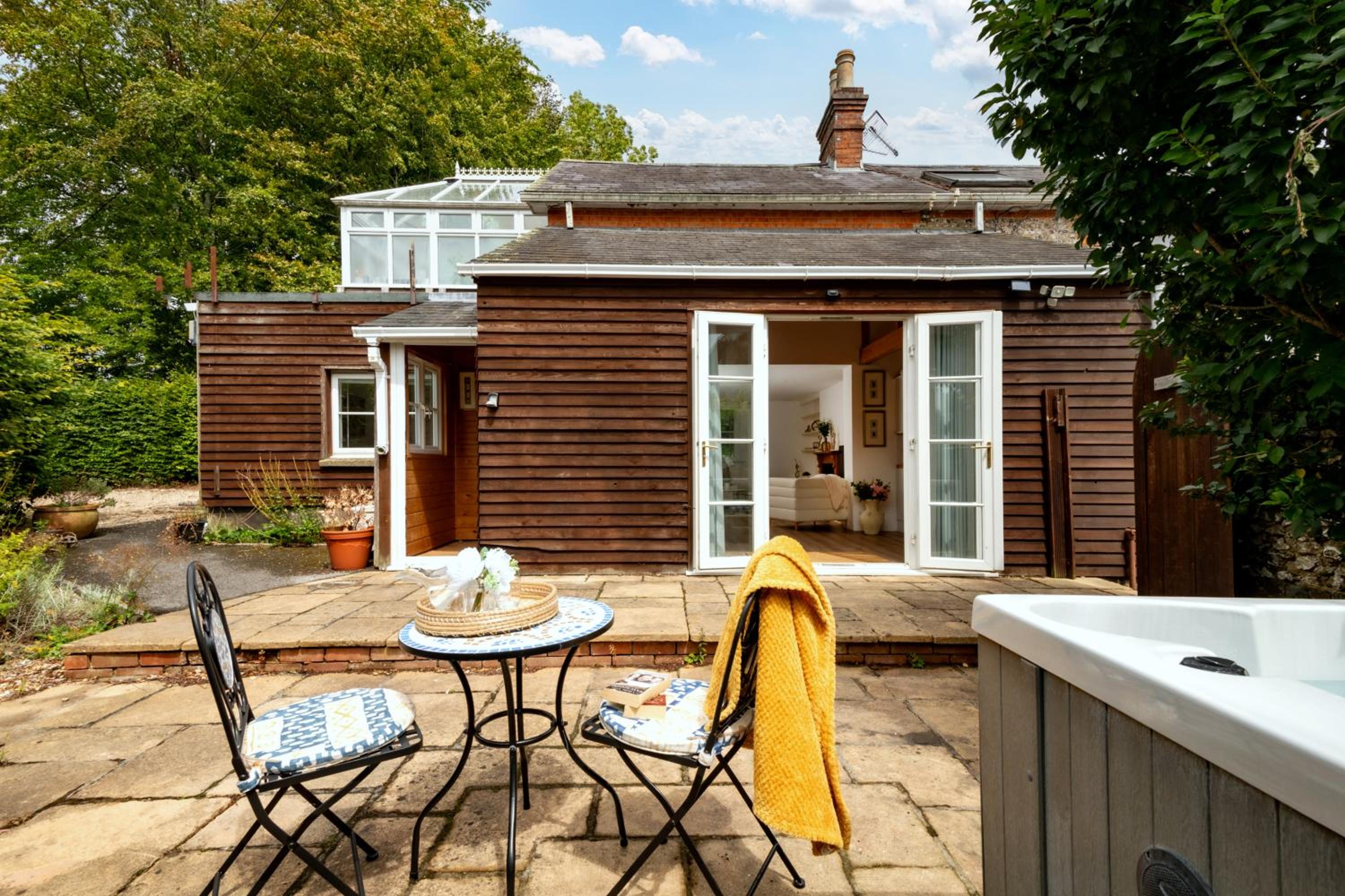 One-Bedroom House photo 3