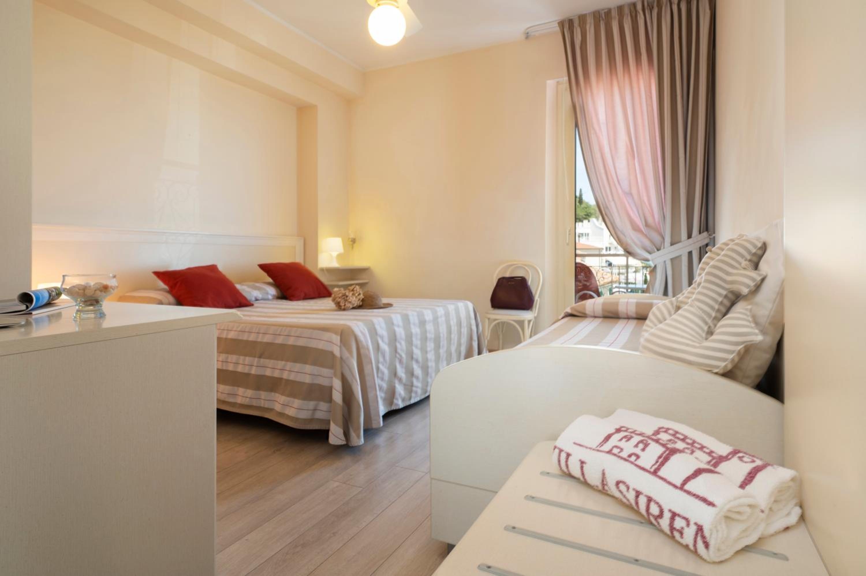 Triple Room with Balcony