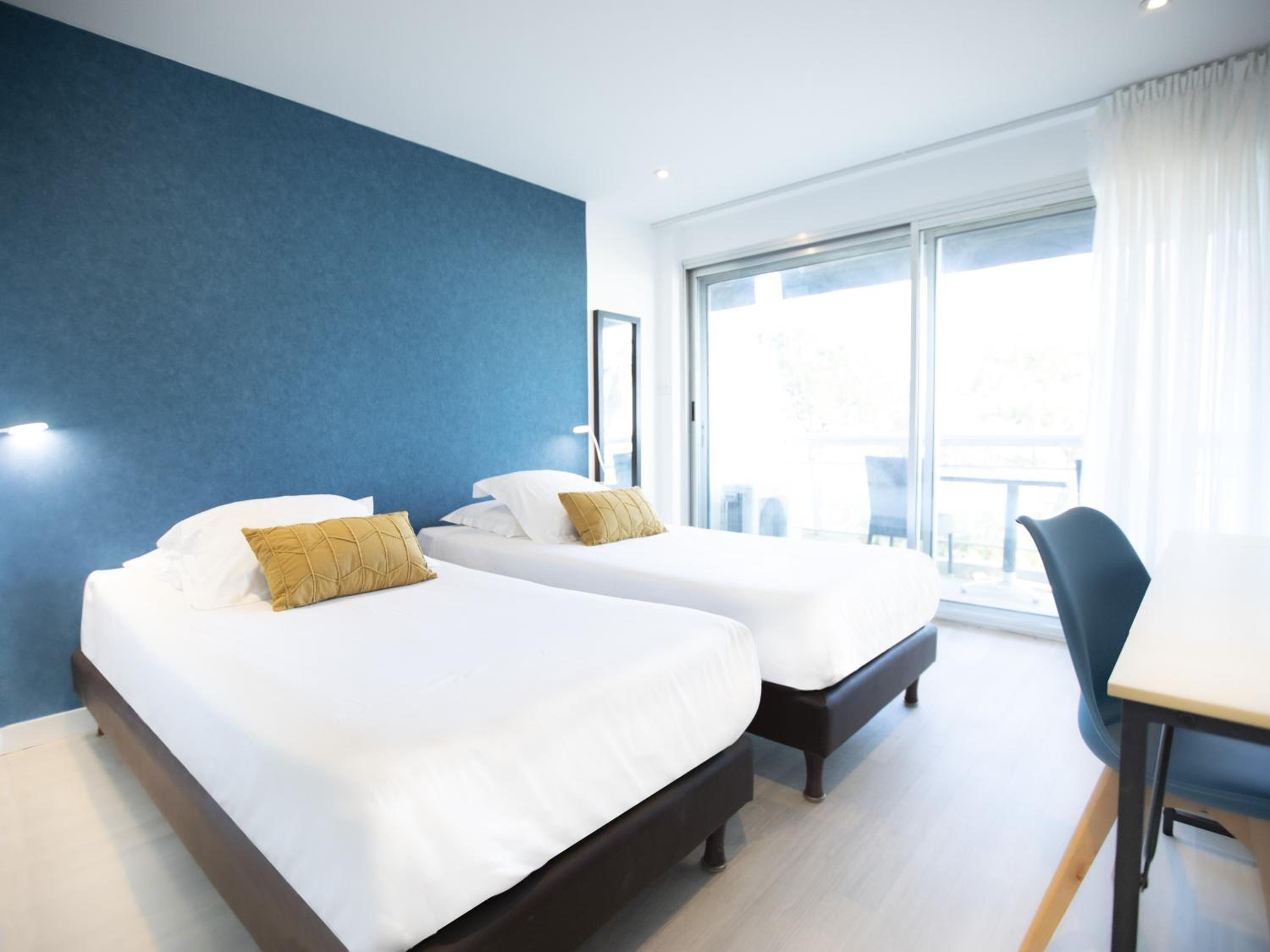 Privilege Double Room - Sea View or Racecourse View - Photo 1