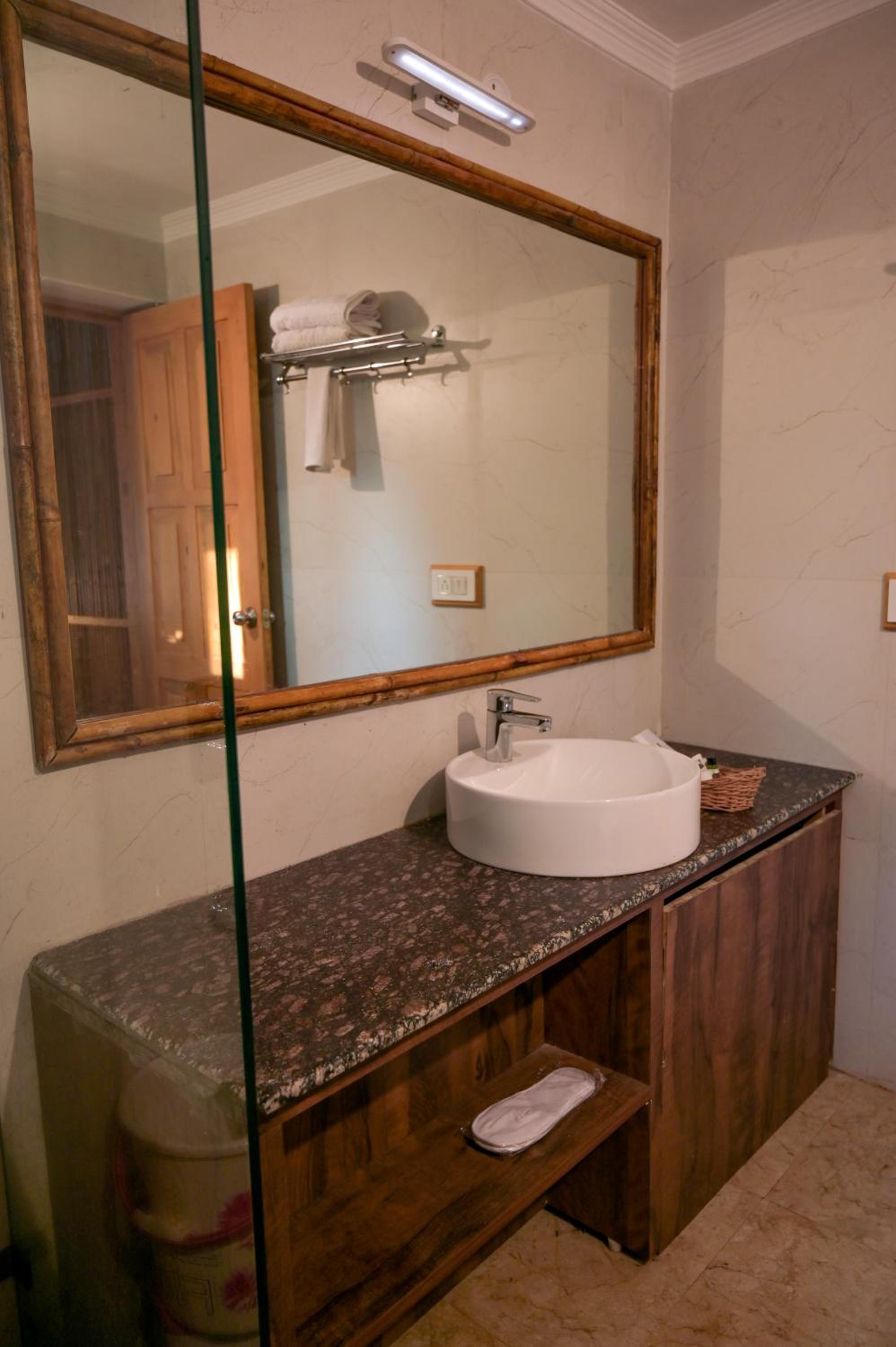 Three-Bedroom Chalet - Photo 15