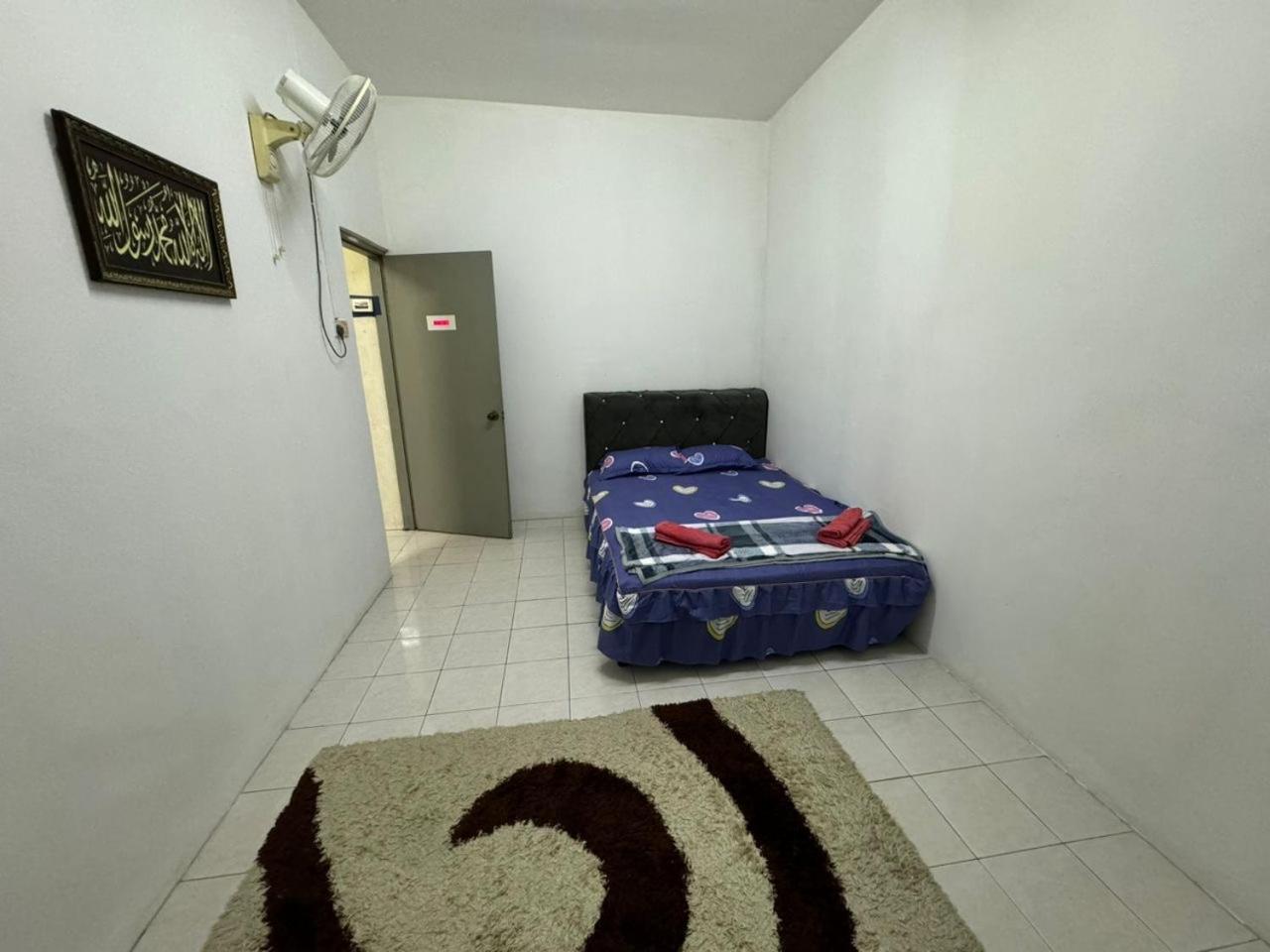 One-Bedroom House photo 3