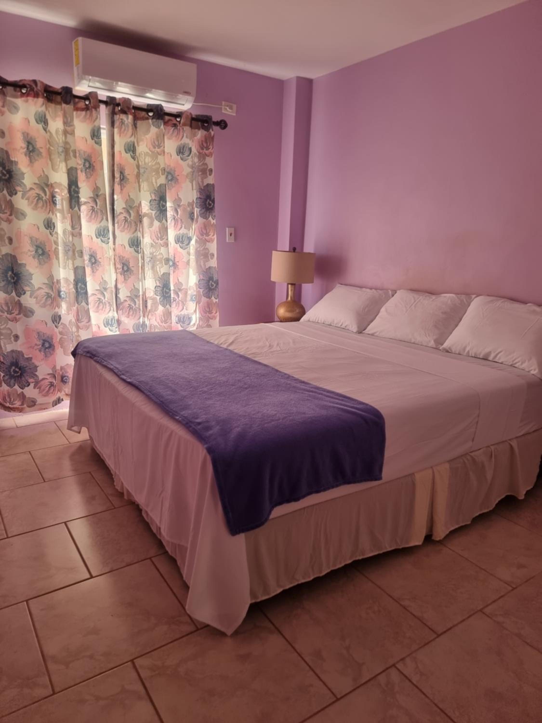 Deluxe Family Suite photo 1
