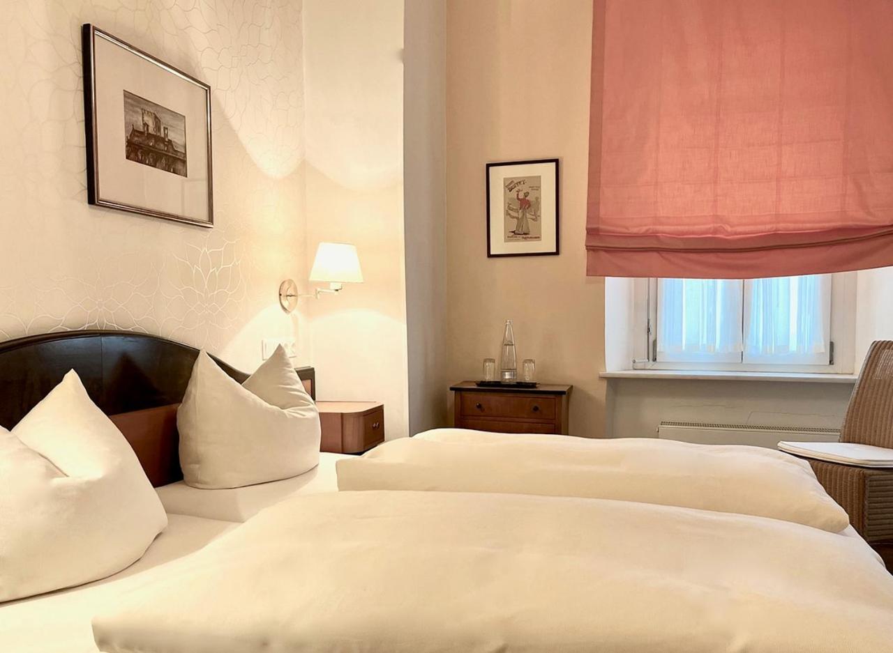 Standard Double Room - Photo 1