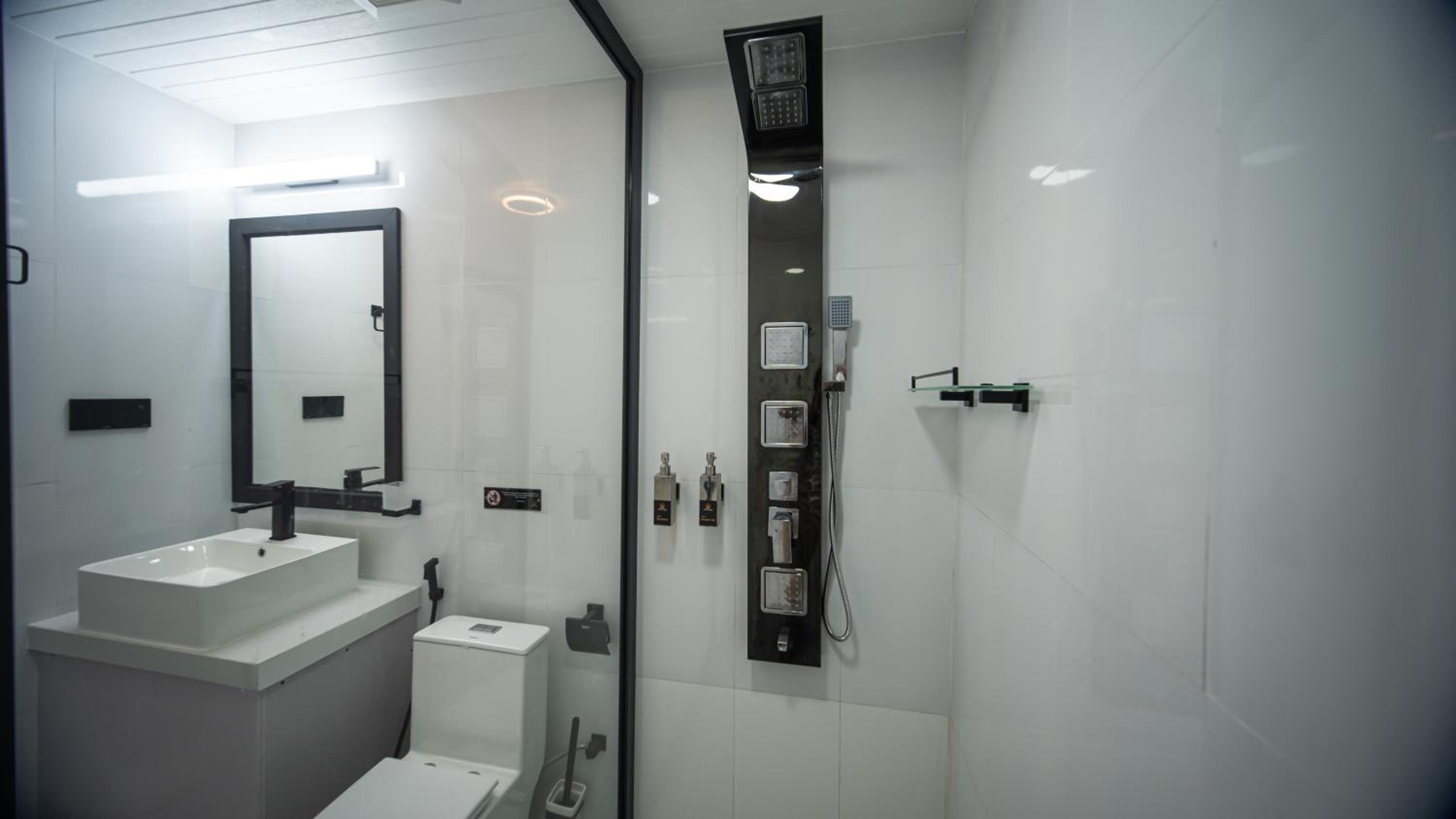 Deluxe Double Room With Balcony photo 2