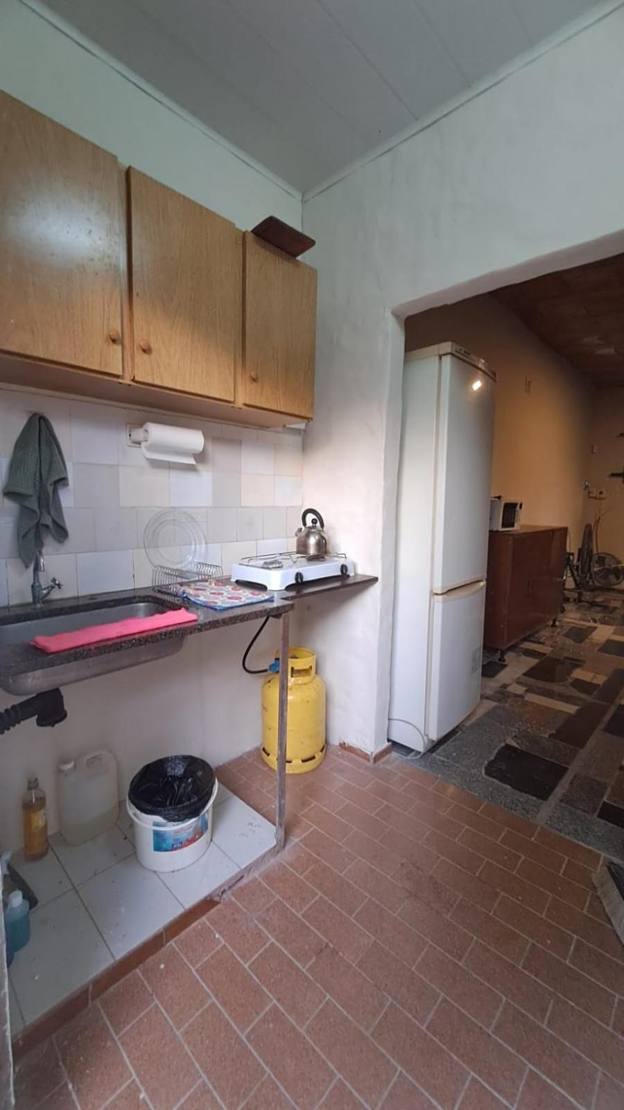 One-Bedroom House photo 3