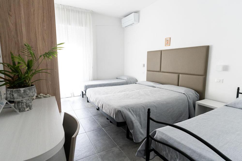 Quadruple Room with Balcony photo 1