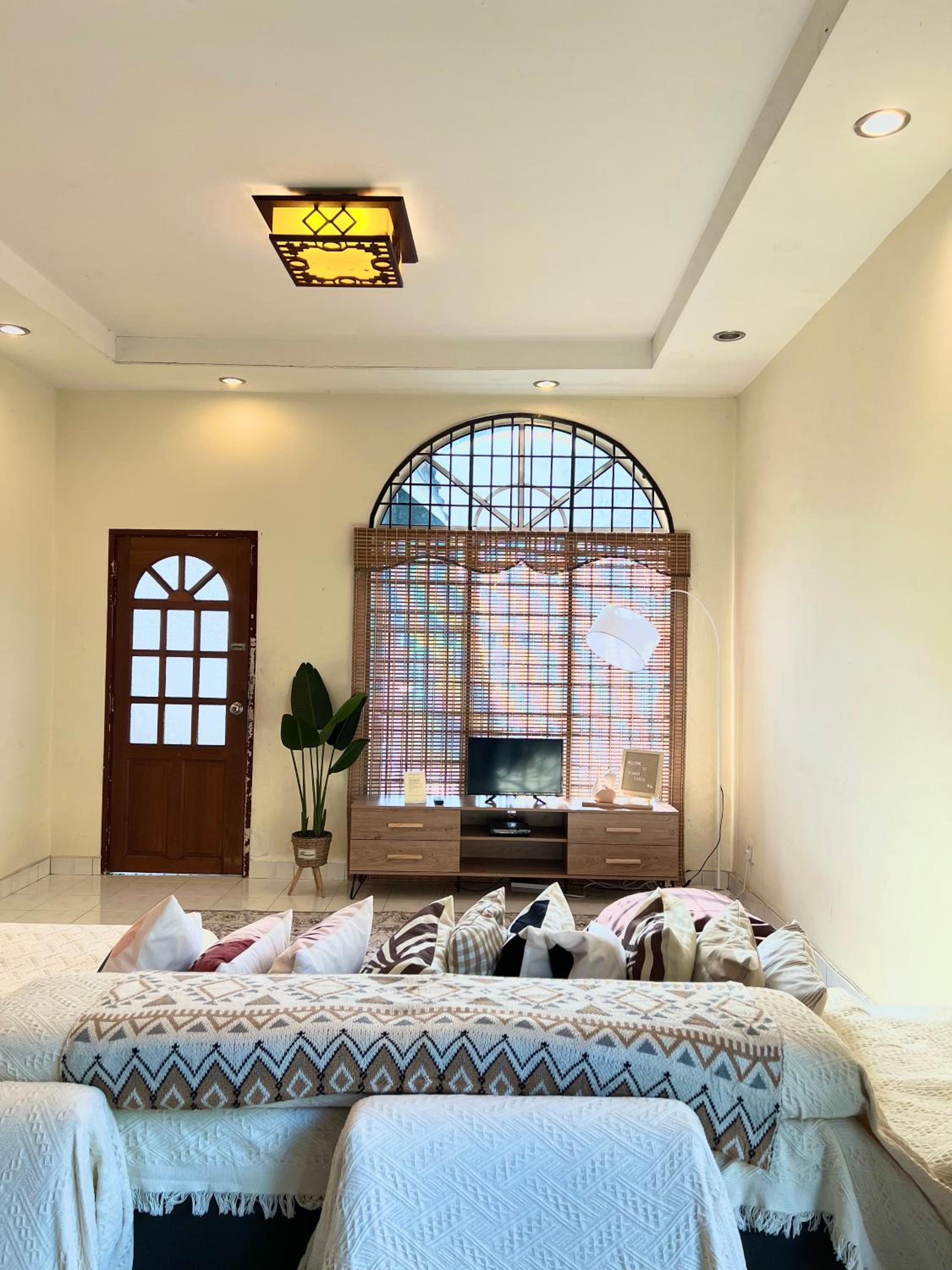 Four-Bedroom House photo 1