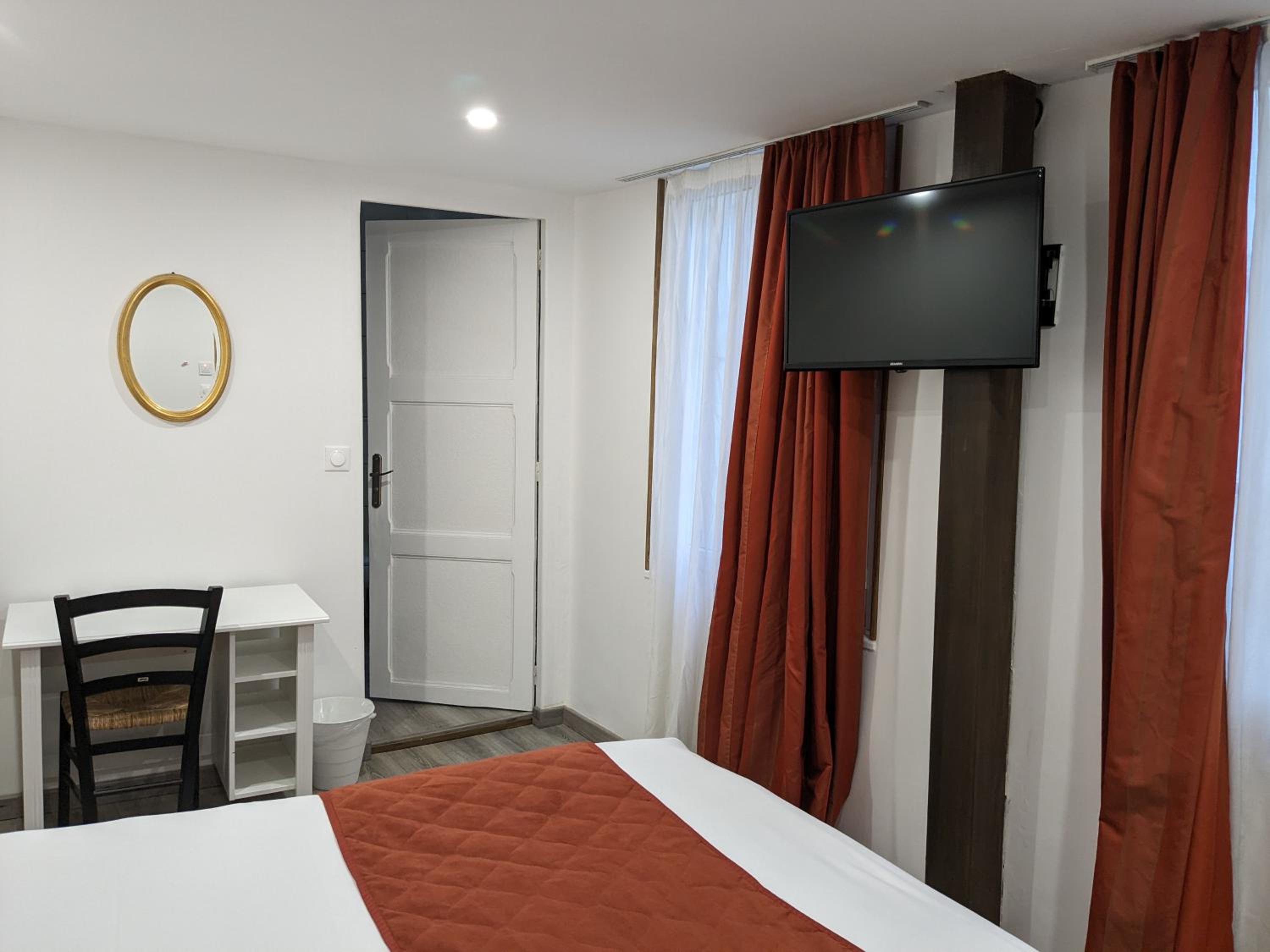 Large Double Room - Photo 38