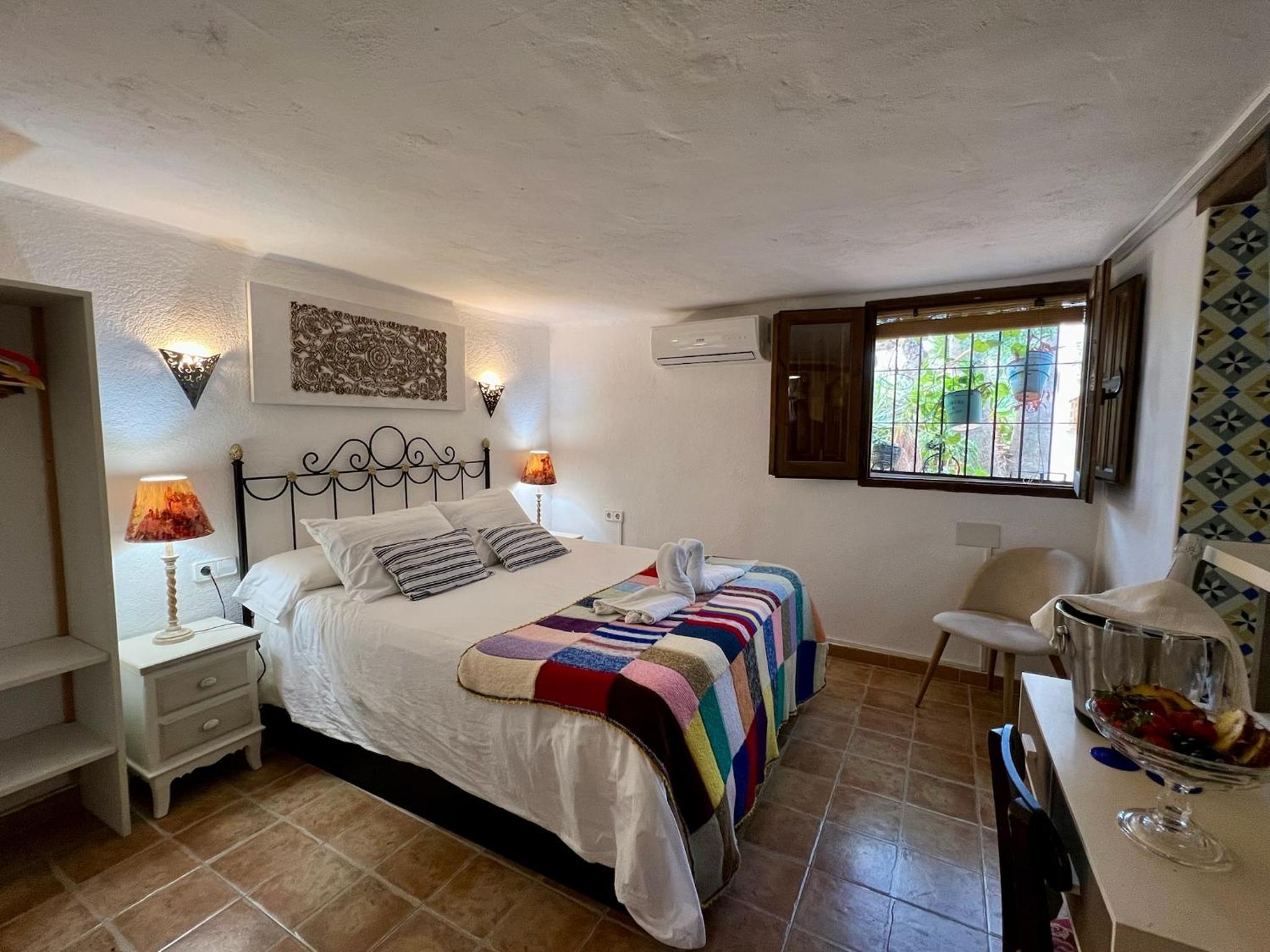 Habitación Doble con Bañera de Hidromasaje