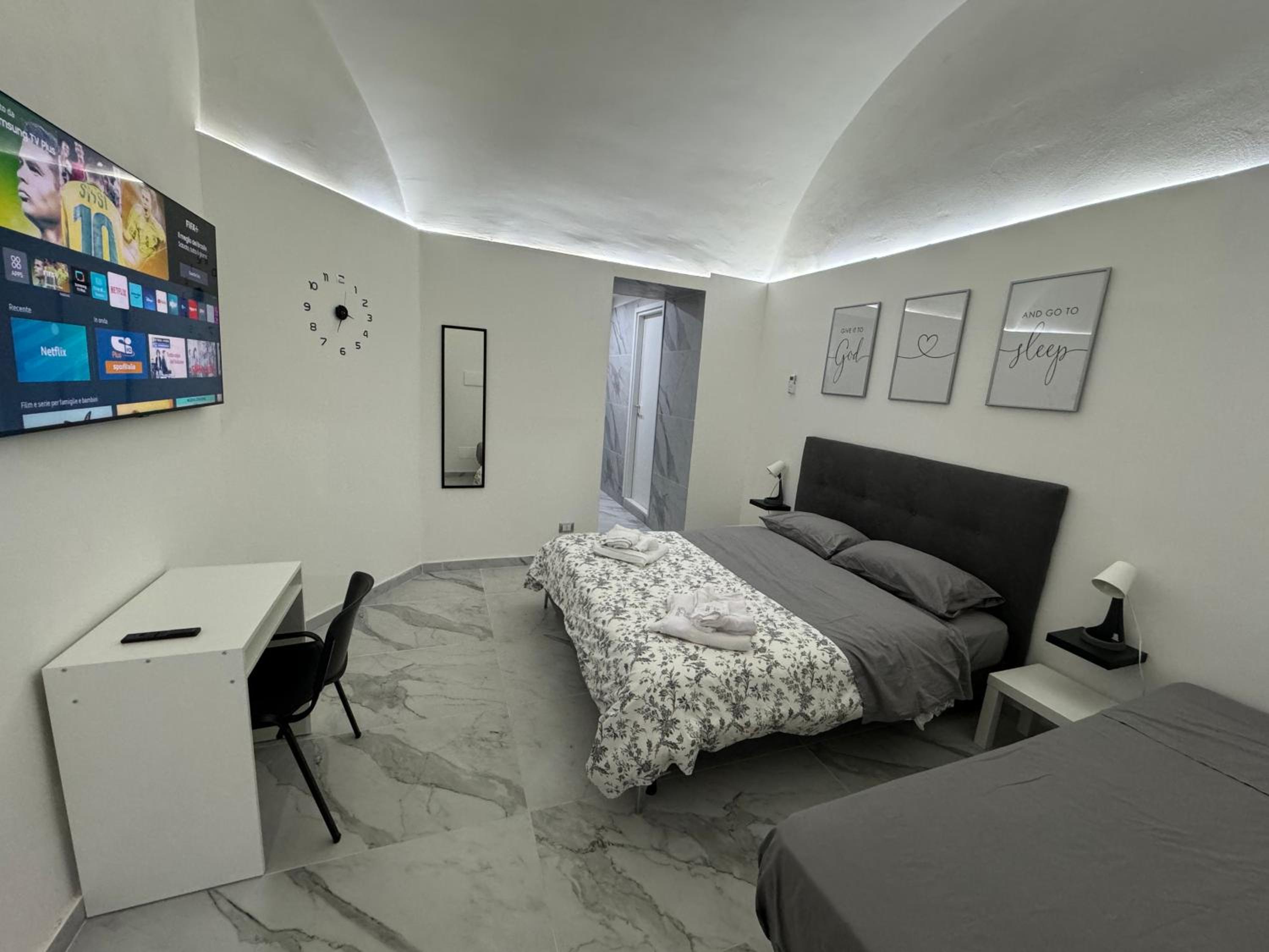 One-Bedroom House