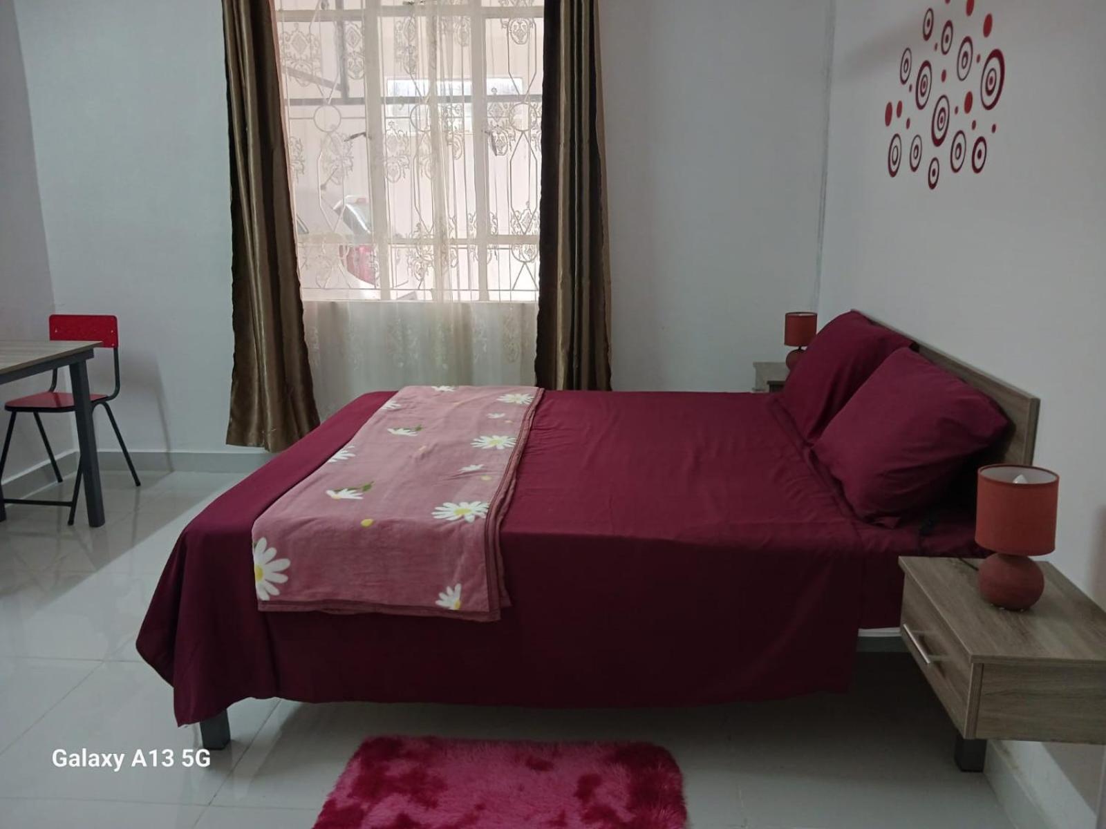 Four-Bedroom House photo 2