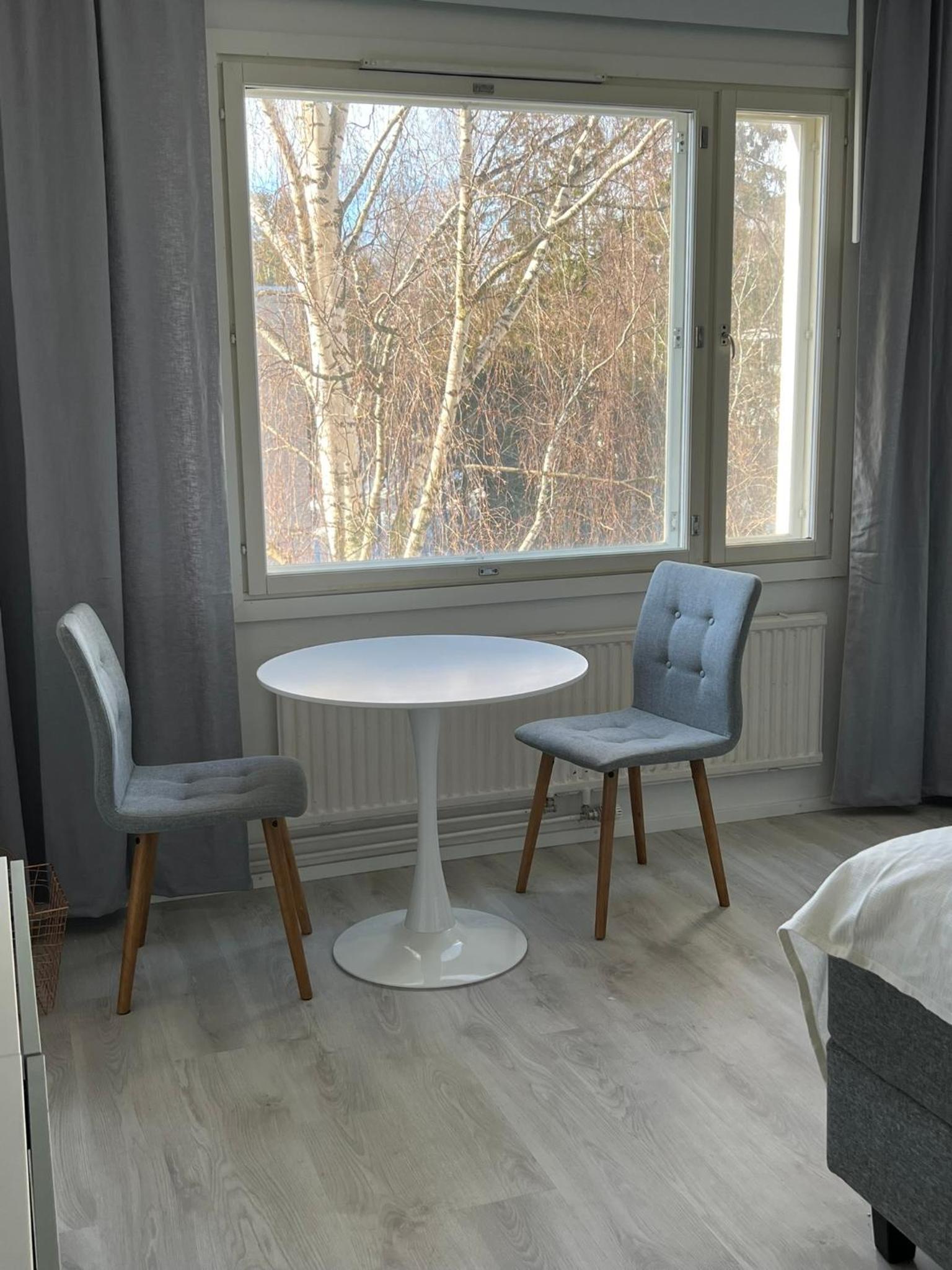 One-Bedroom Apartment - Photo 7