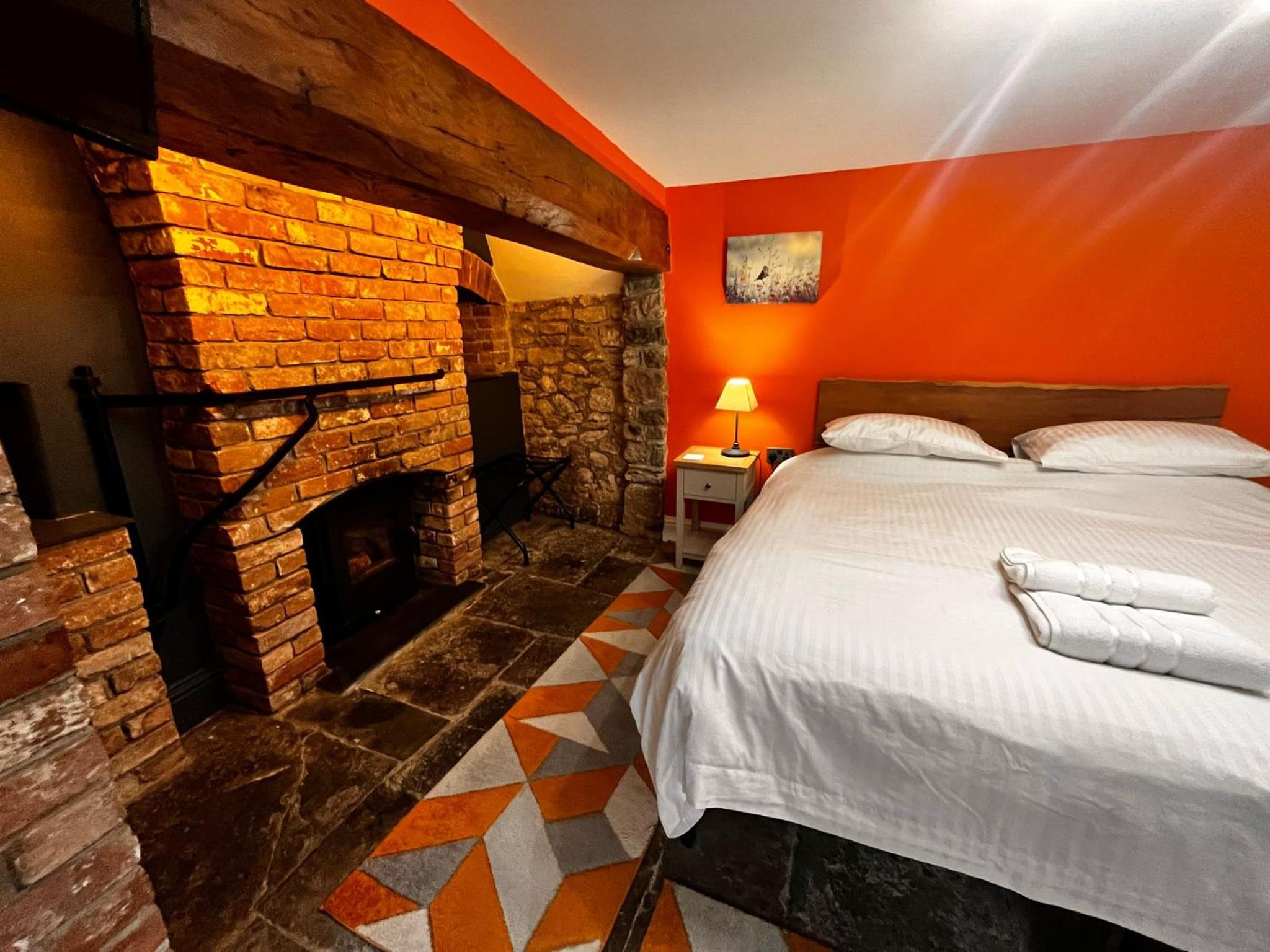 Superior King Room - Photo 3