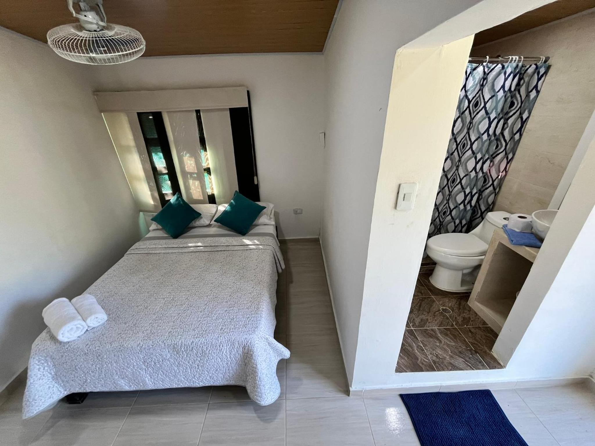 Double Room with Private Bathroom photo 1