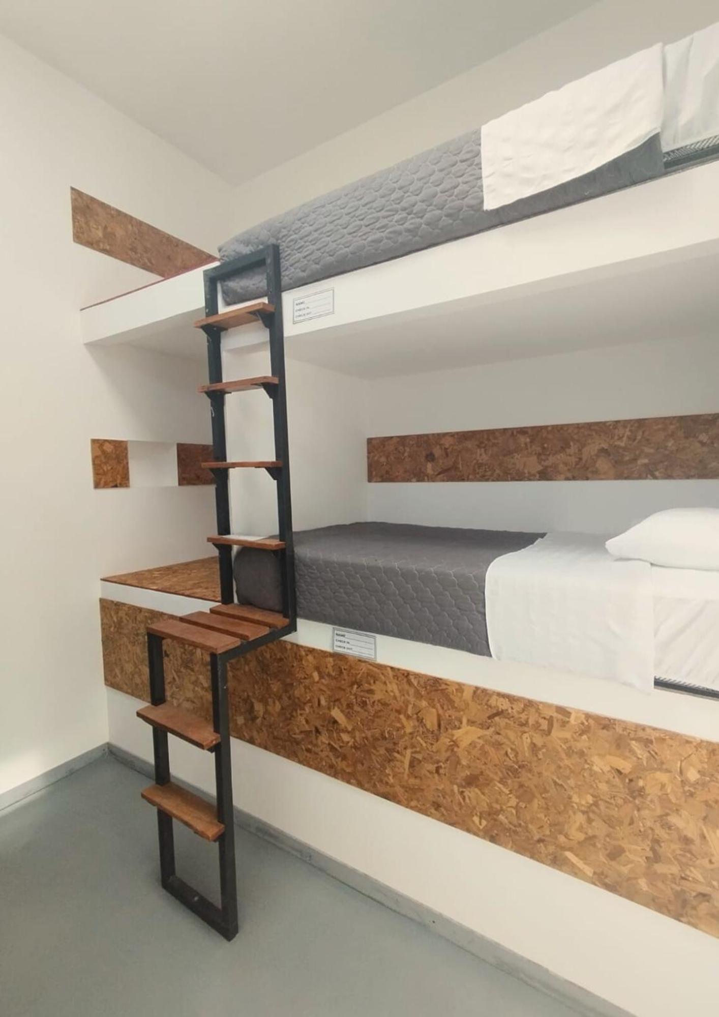 Bed in 4-Bed Mixed Dormitory Room photo 3