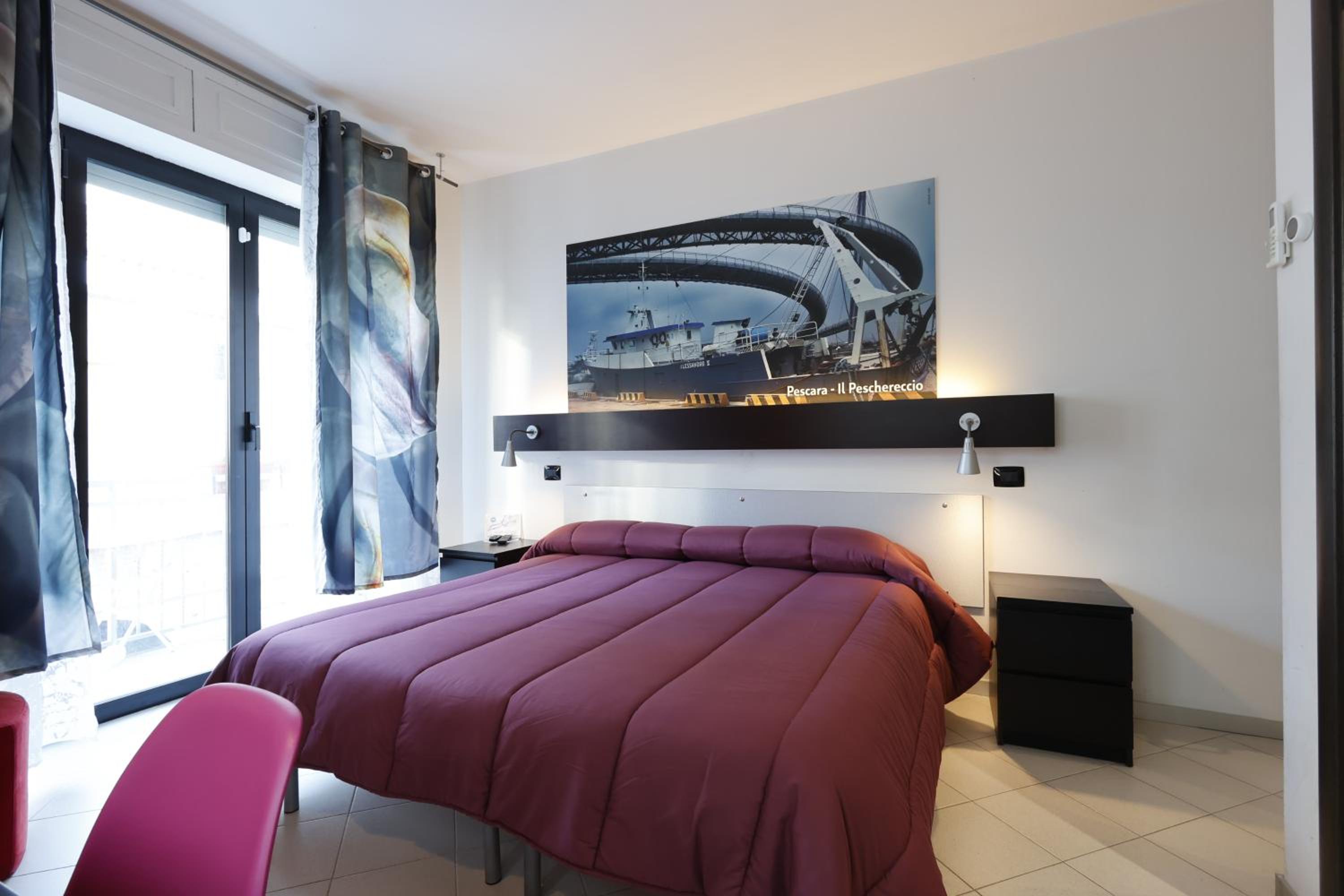 Double or Twin Room - Photo 5