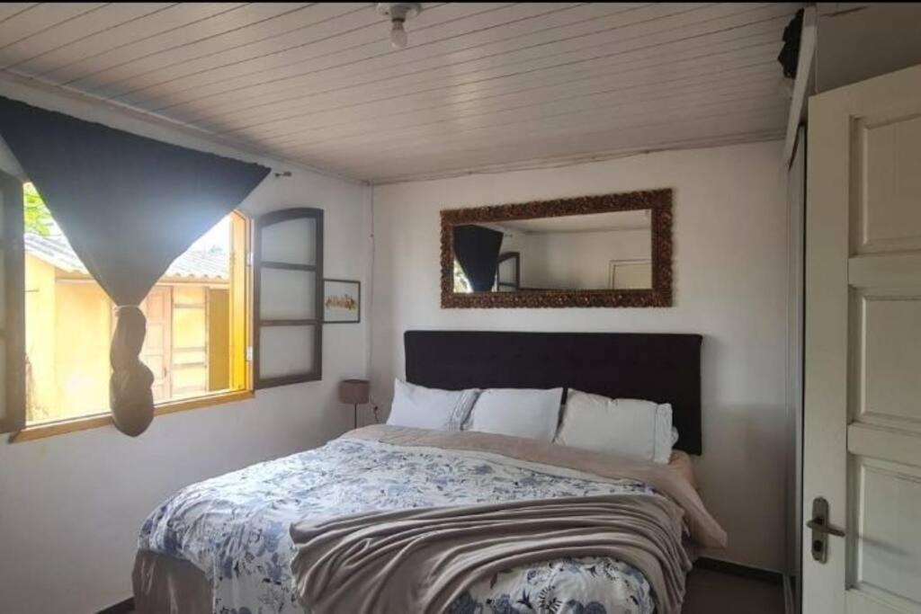 Five-Bedroom House photo 1