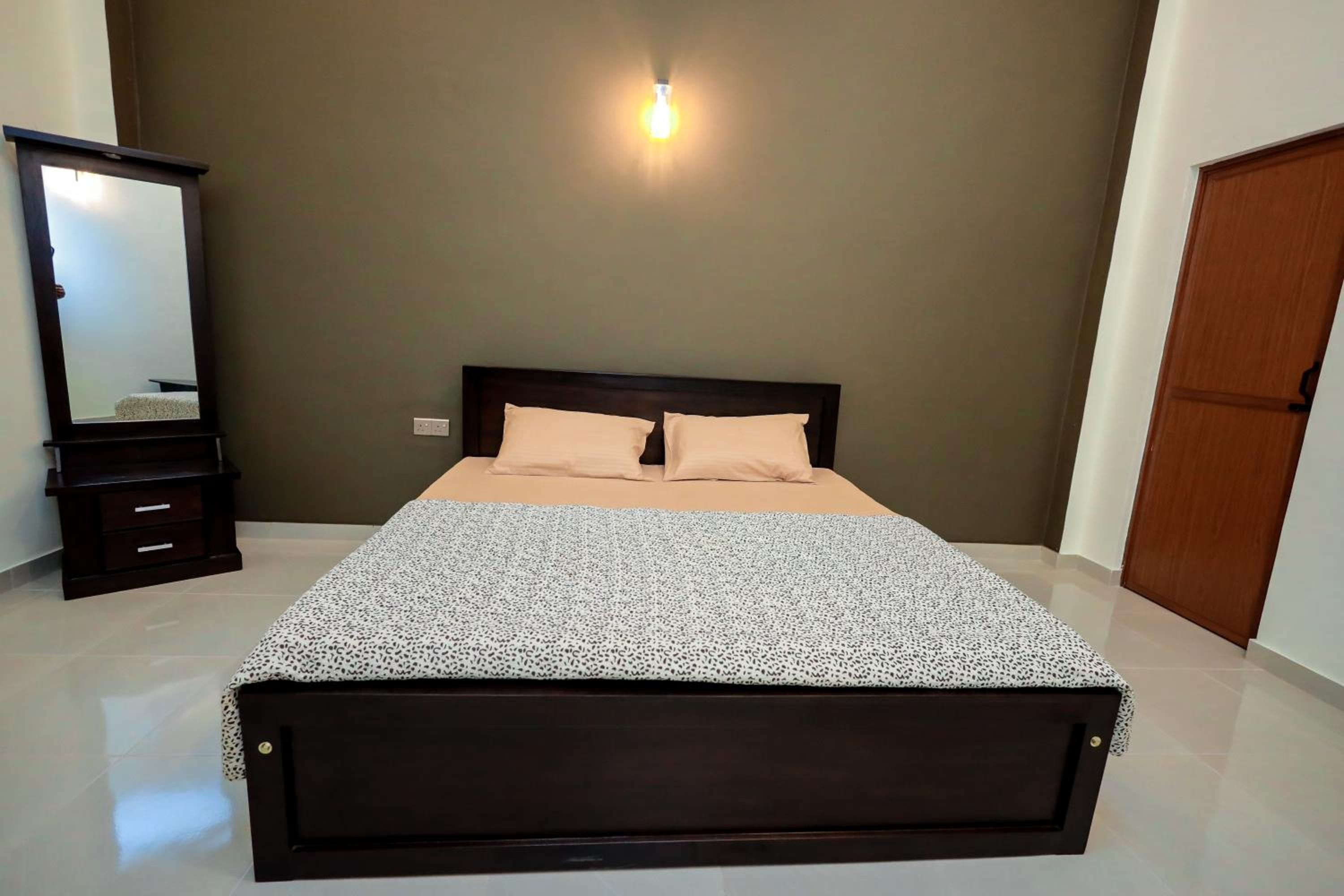 Double Room - Photo 4