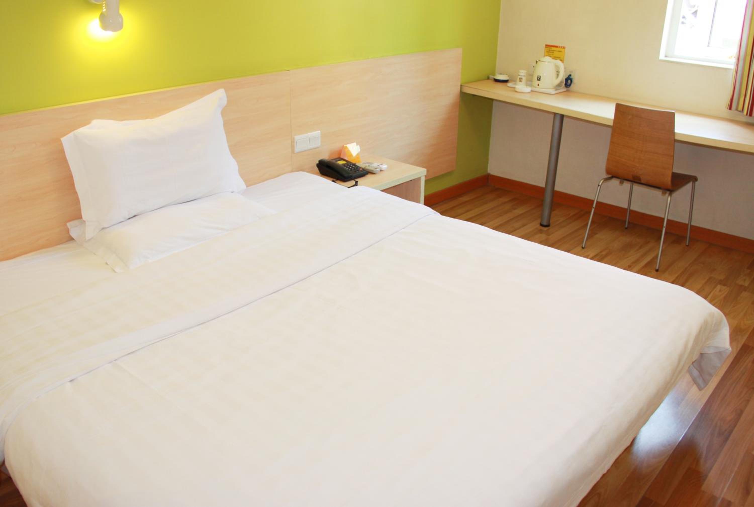 Mainland Chinese Citizens - Special Offer Double Room photo 3
