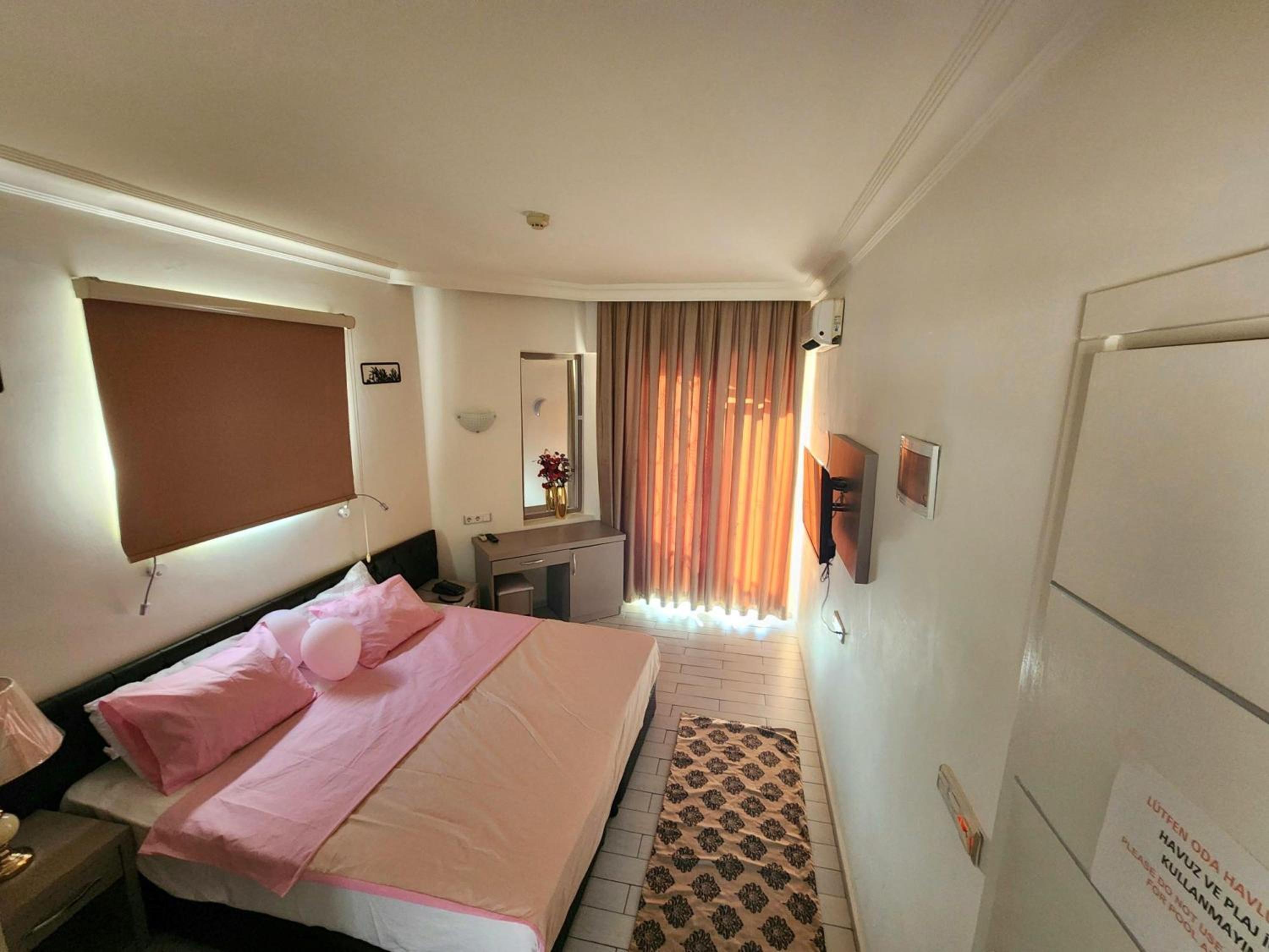 Deluxe Junior Suite