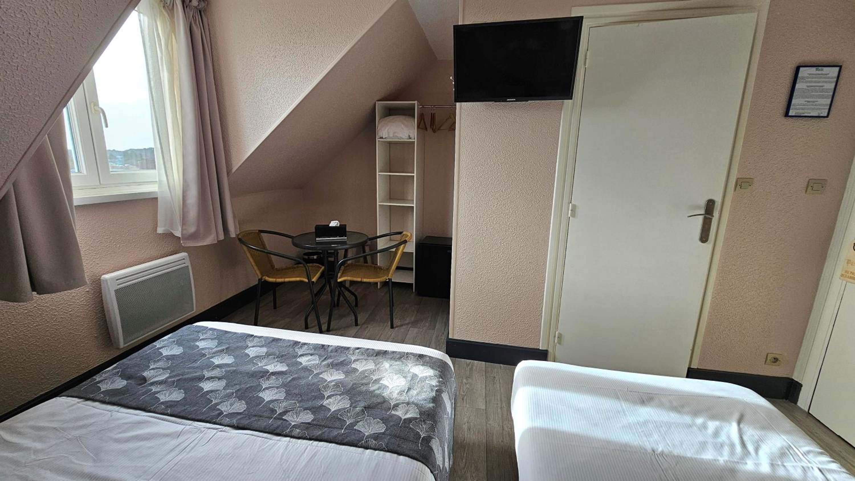 Triple Room - Photo 3