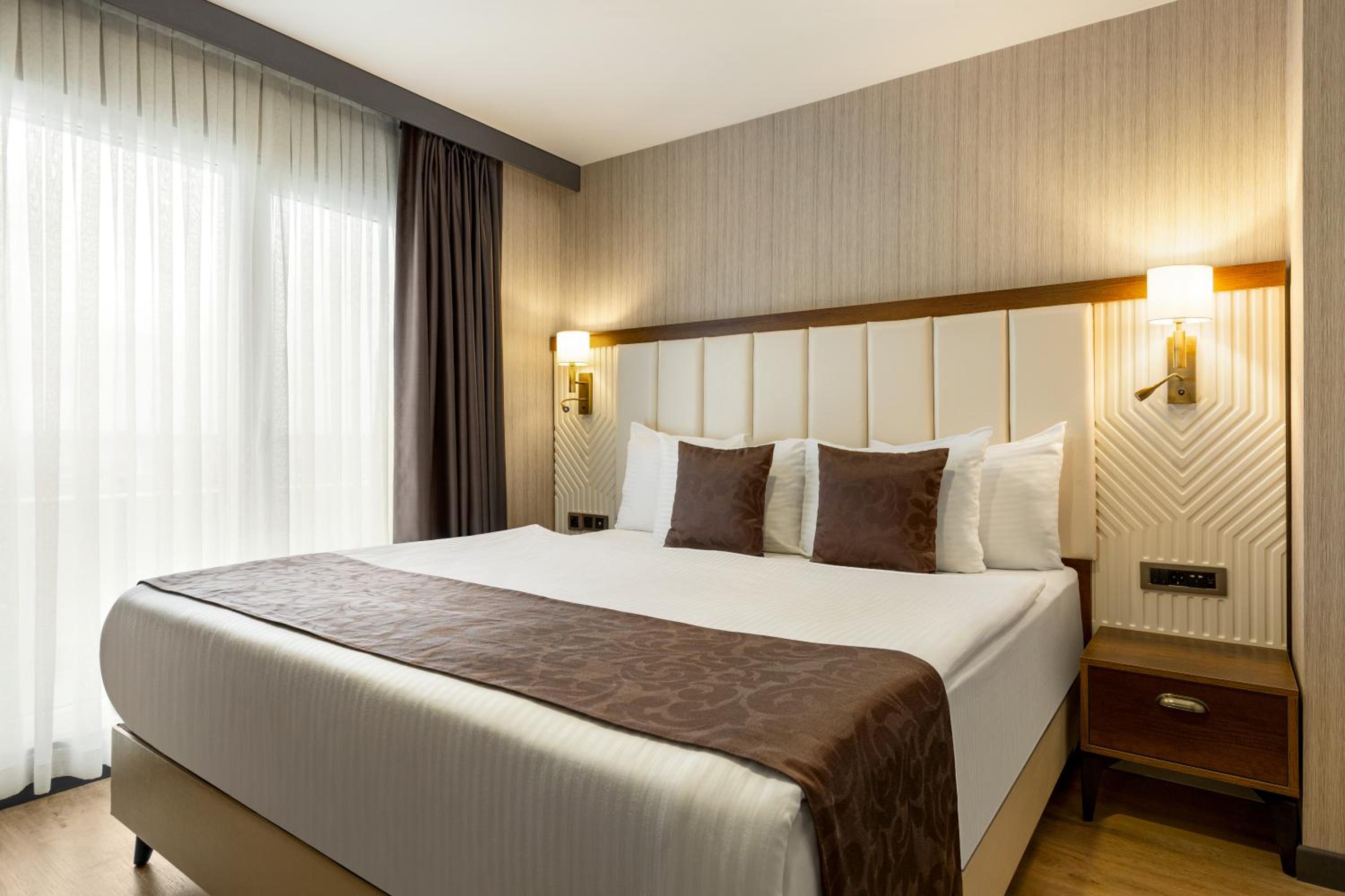 Junior Suite Room