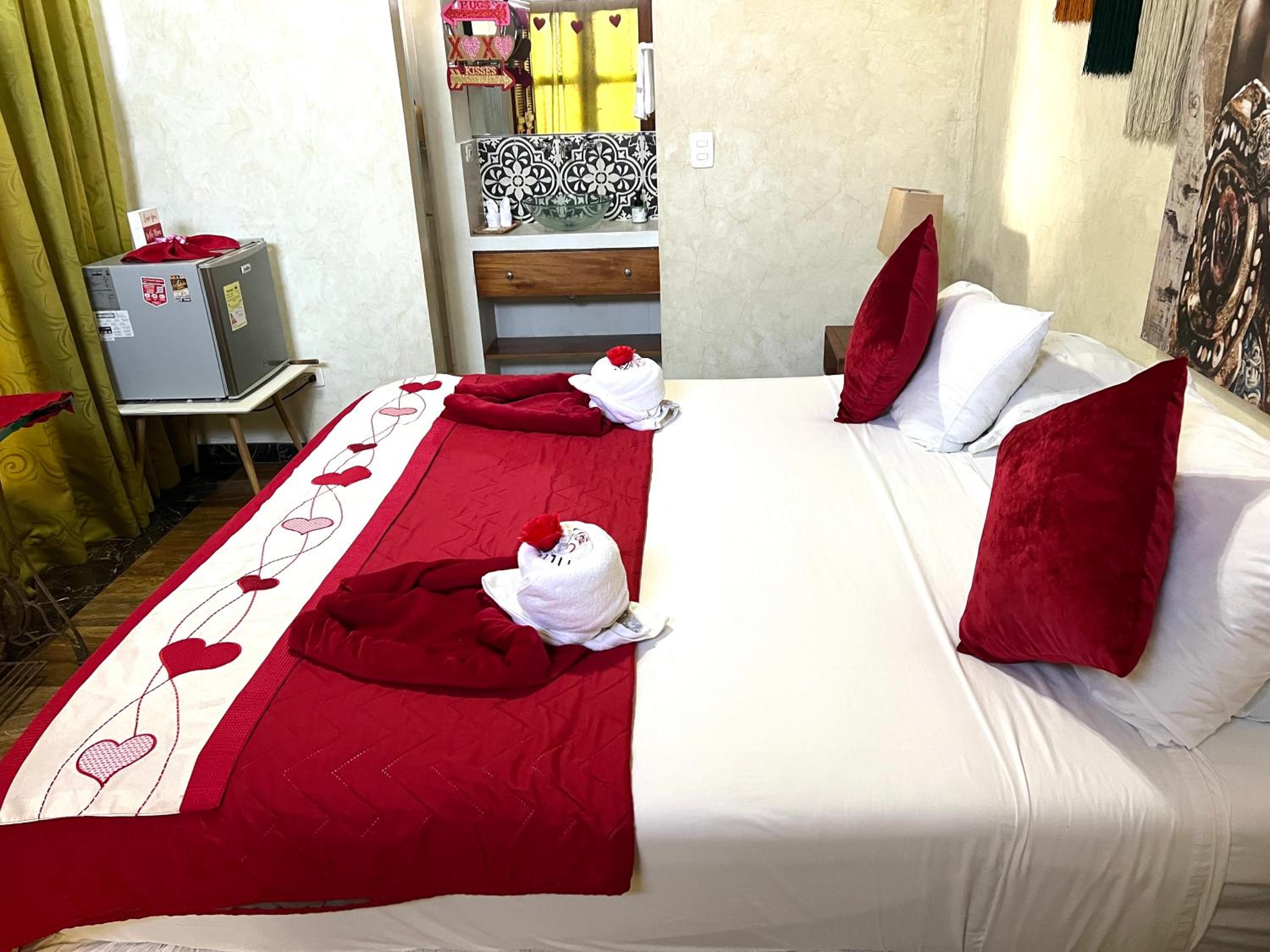 Junior Suite With Pool View photo 3