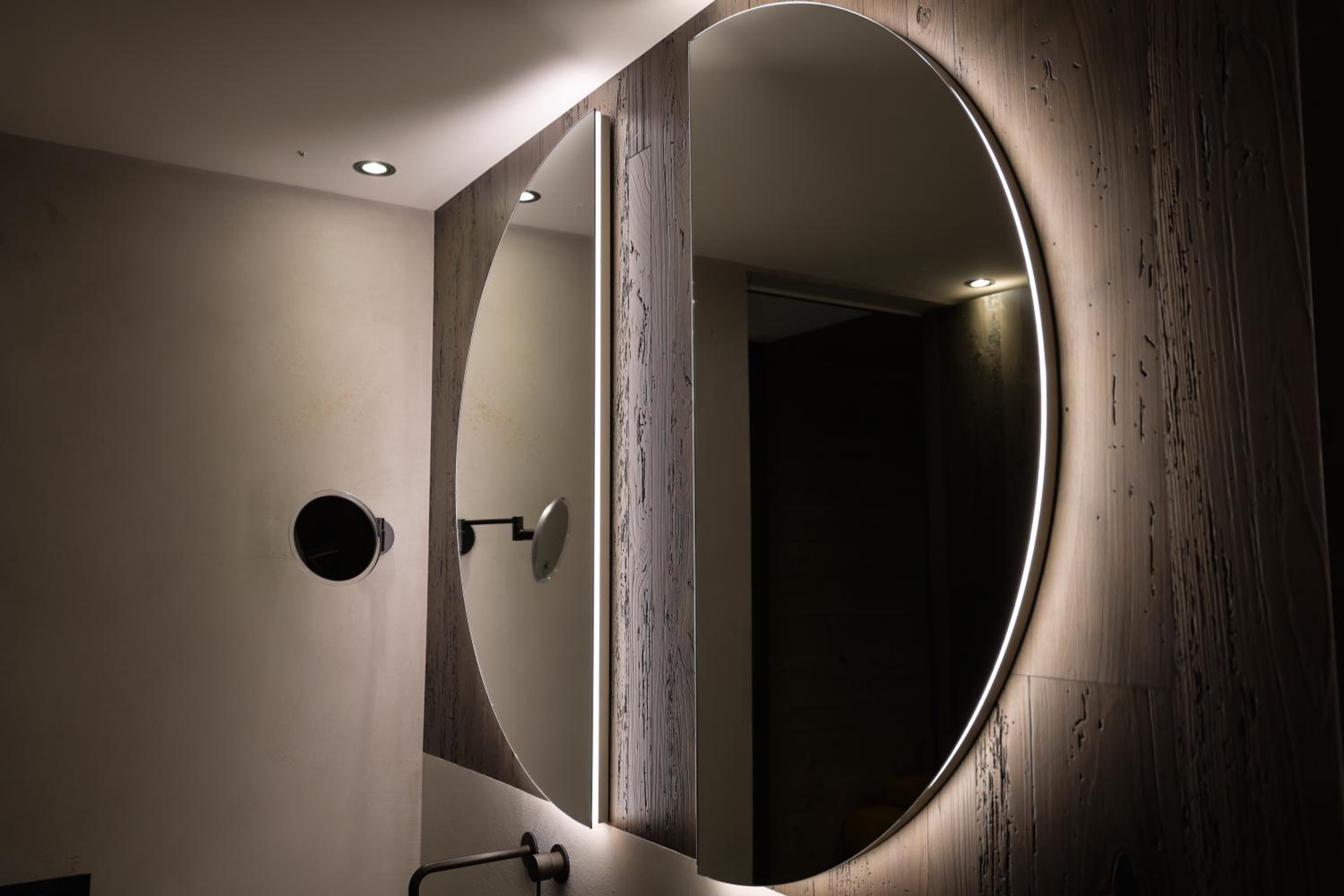 Deluxe Junior Suite - Photo 4