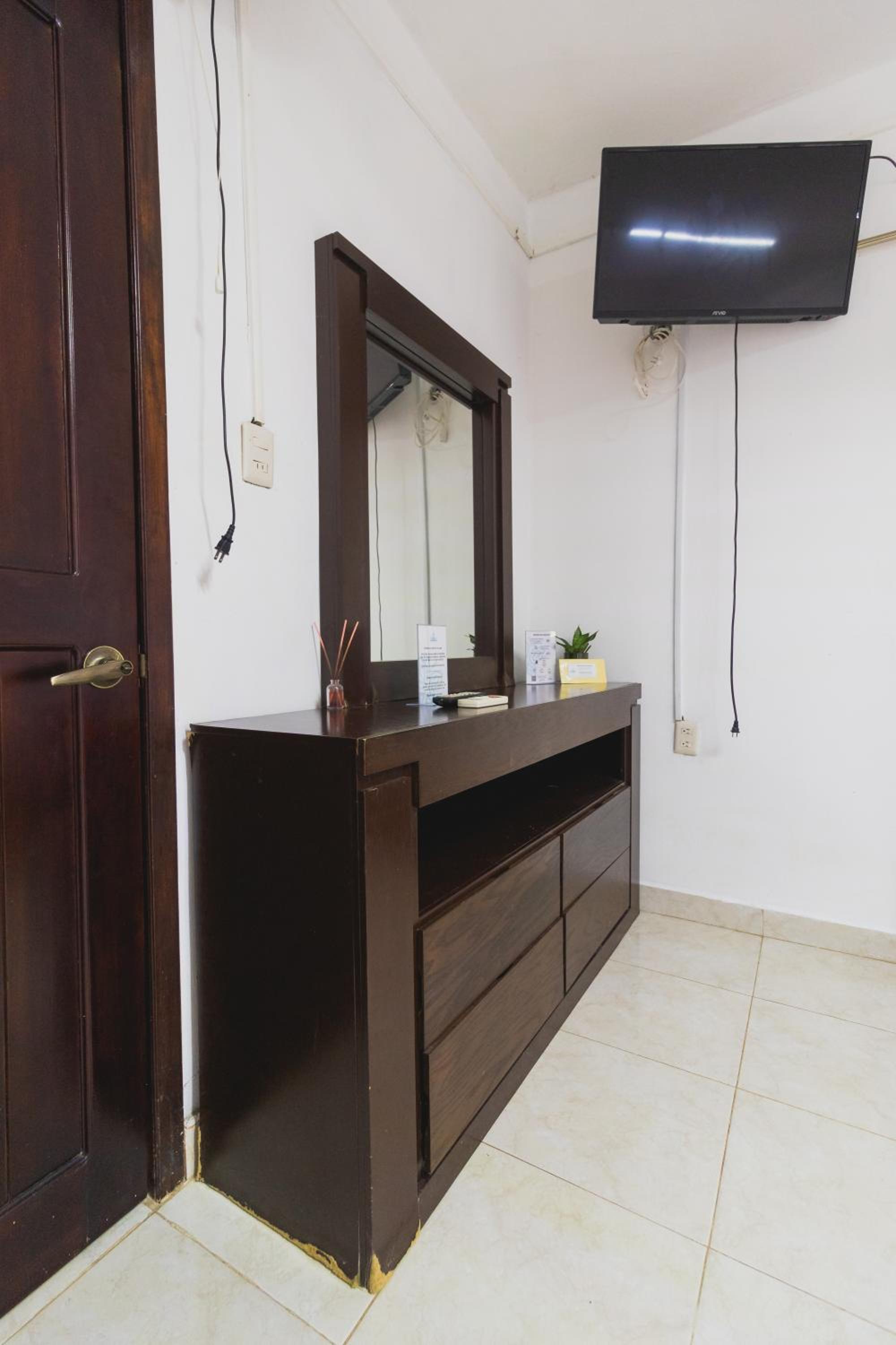 Deluxe Twin Room - Photo 5
