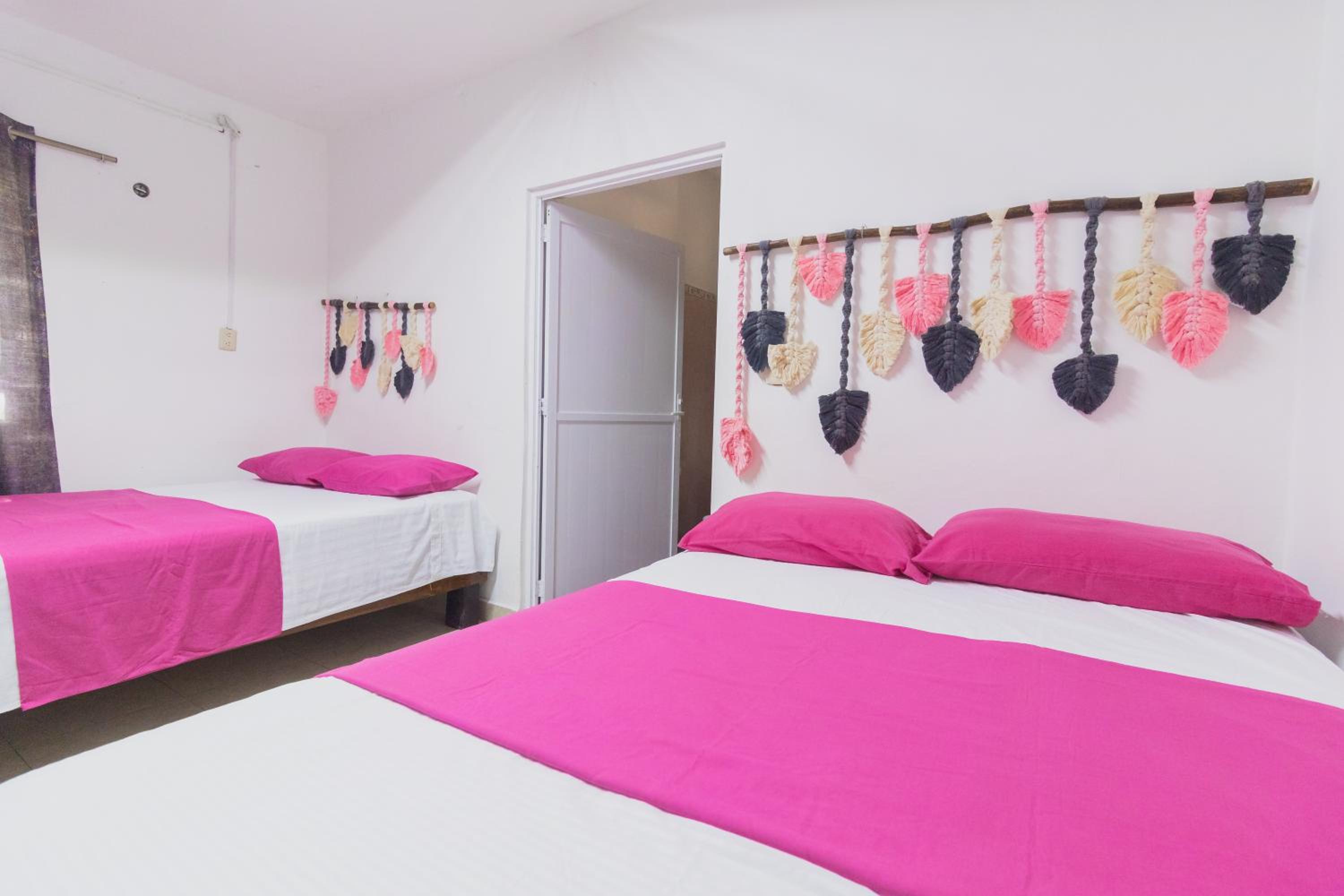 Deluxe Twin Room - Photo 3
