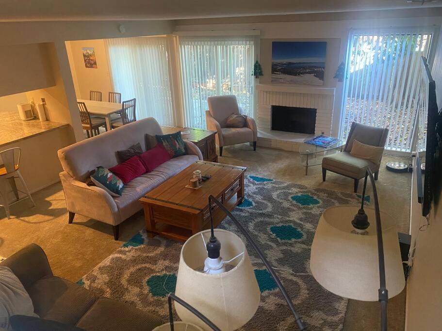 One-Bedroom House photo 2