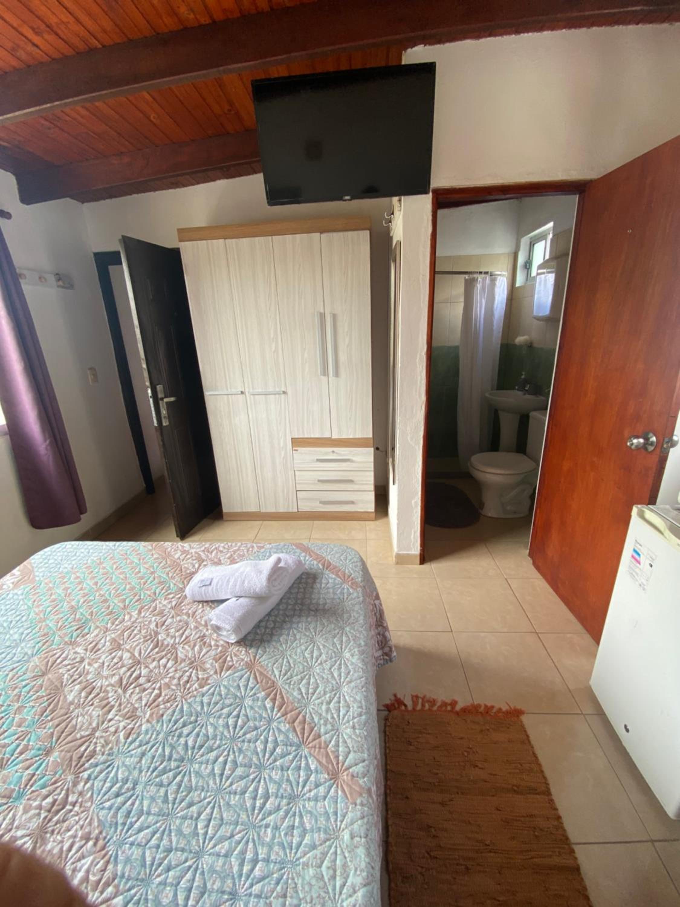 Double Room With Private Bathroom photo 3