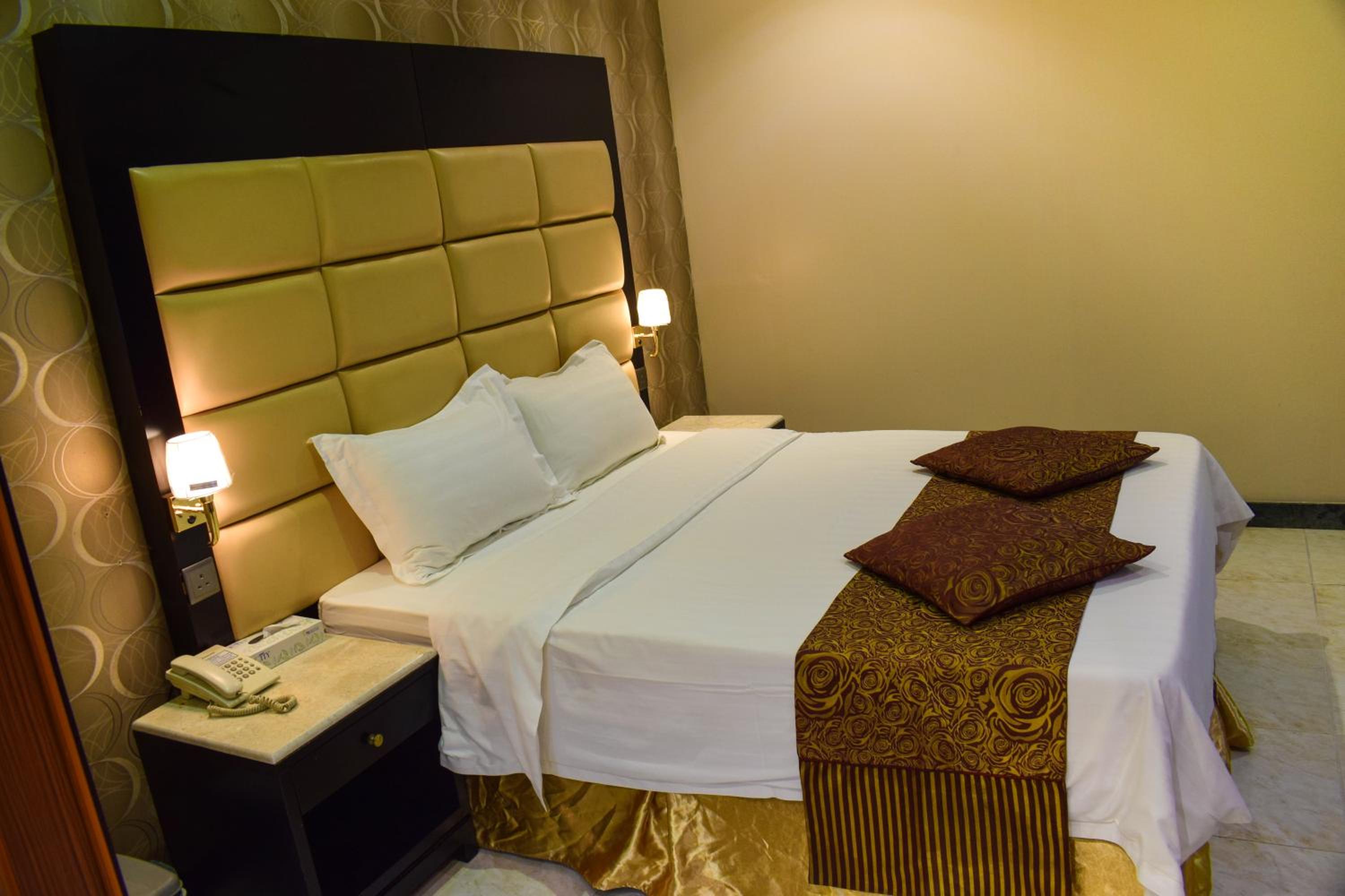 Double or Twin Room photo 1