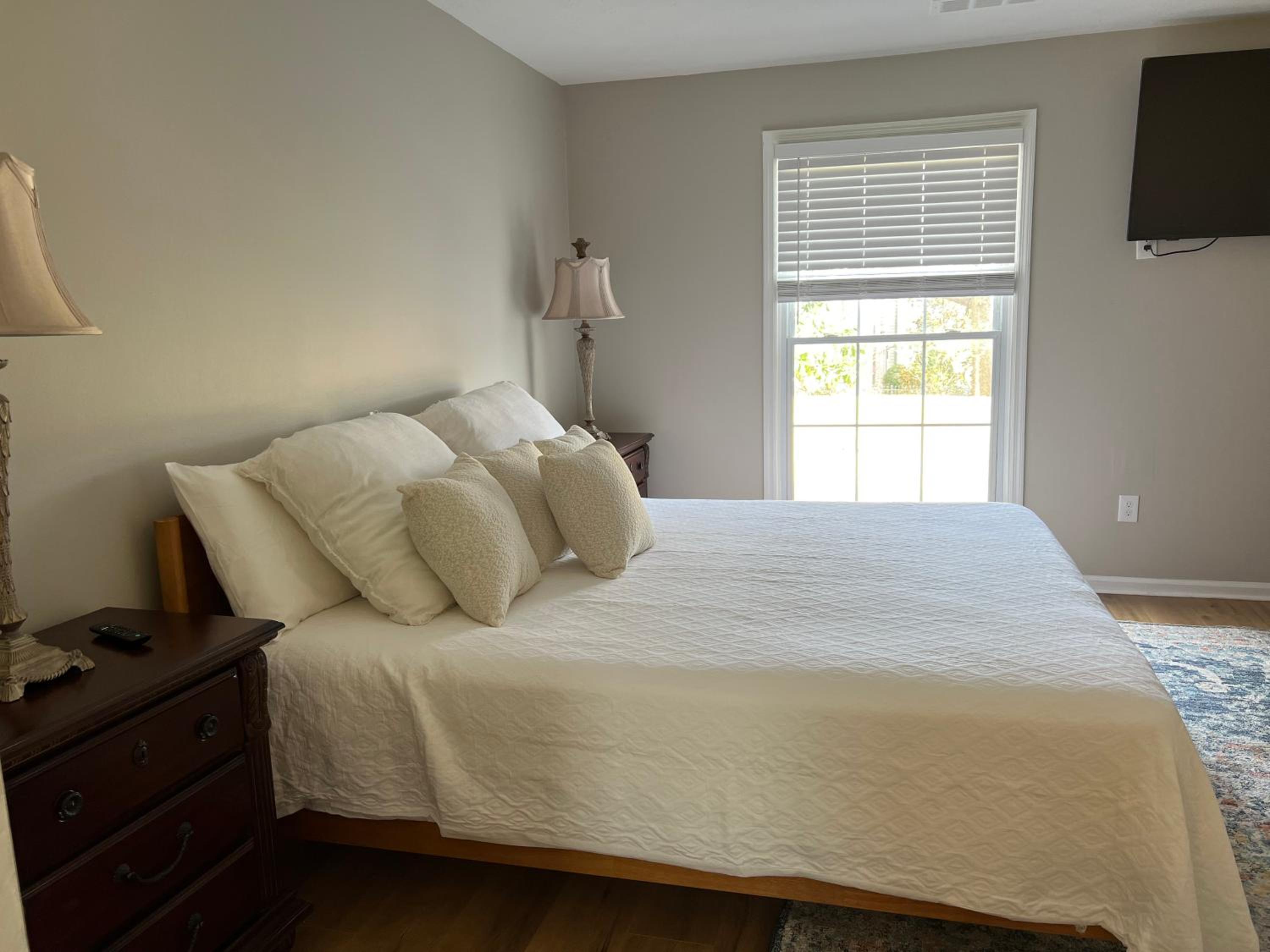 Two-Bedroom House photo 2