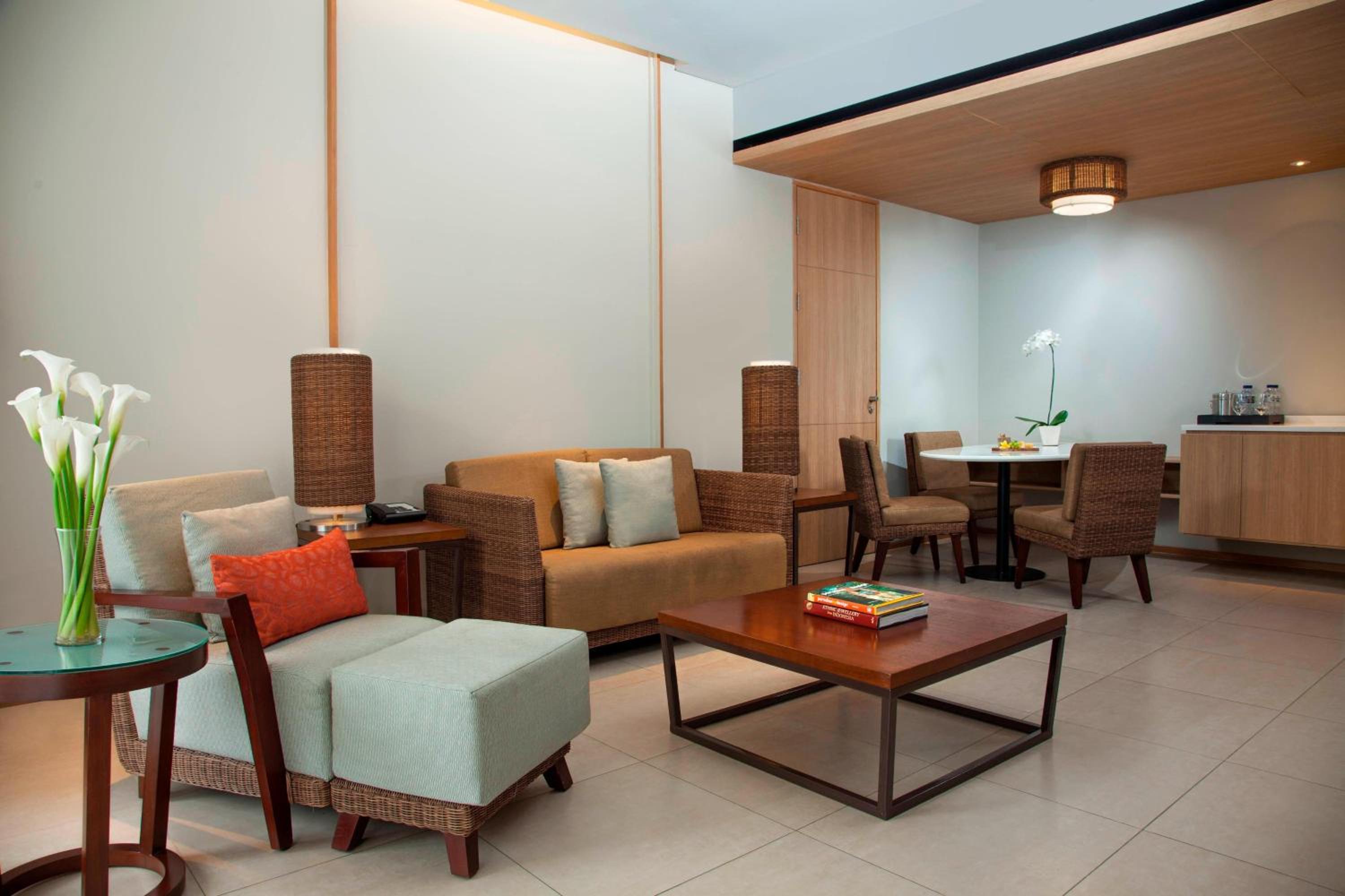 Two-Bedroom Suite with Balcony and view photo 2