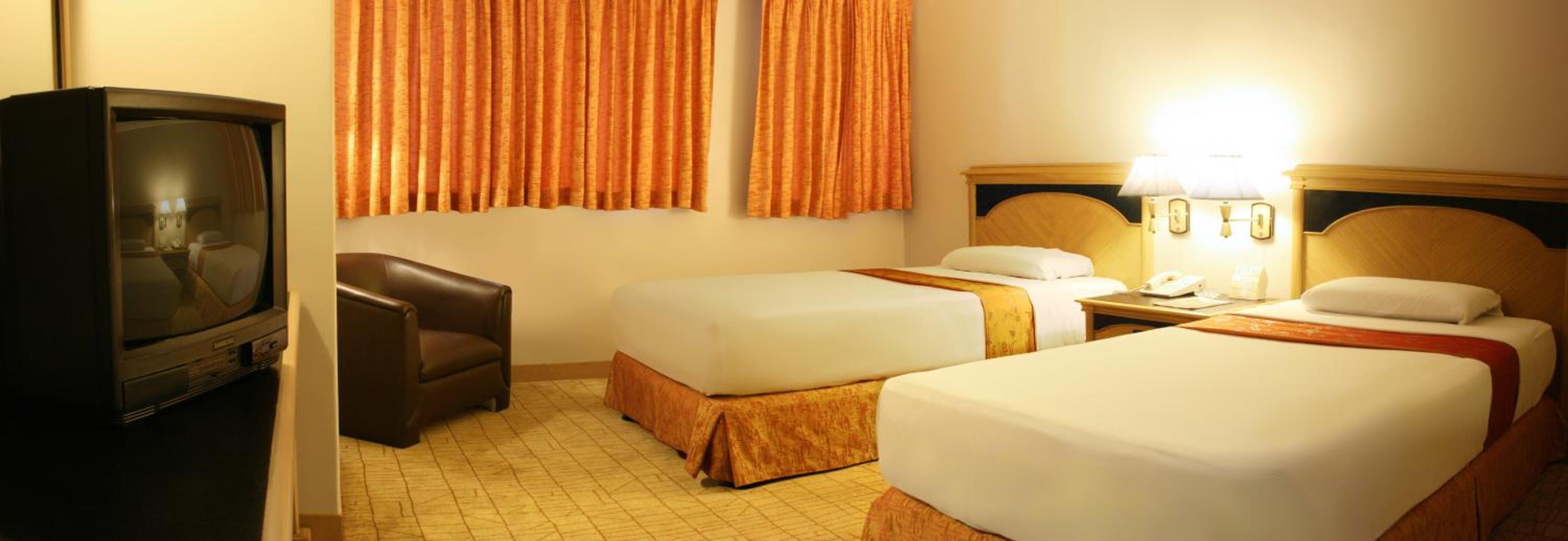 Deluxe Twin Room - Photo 2
