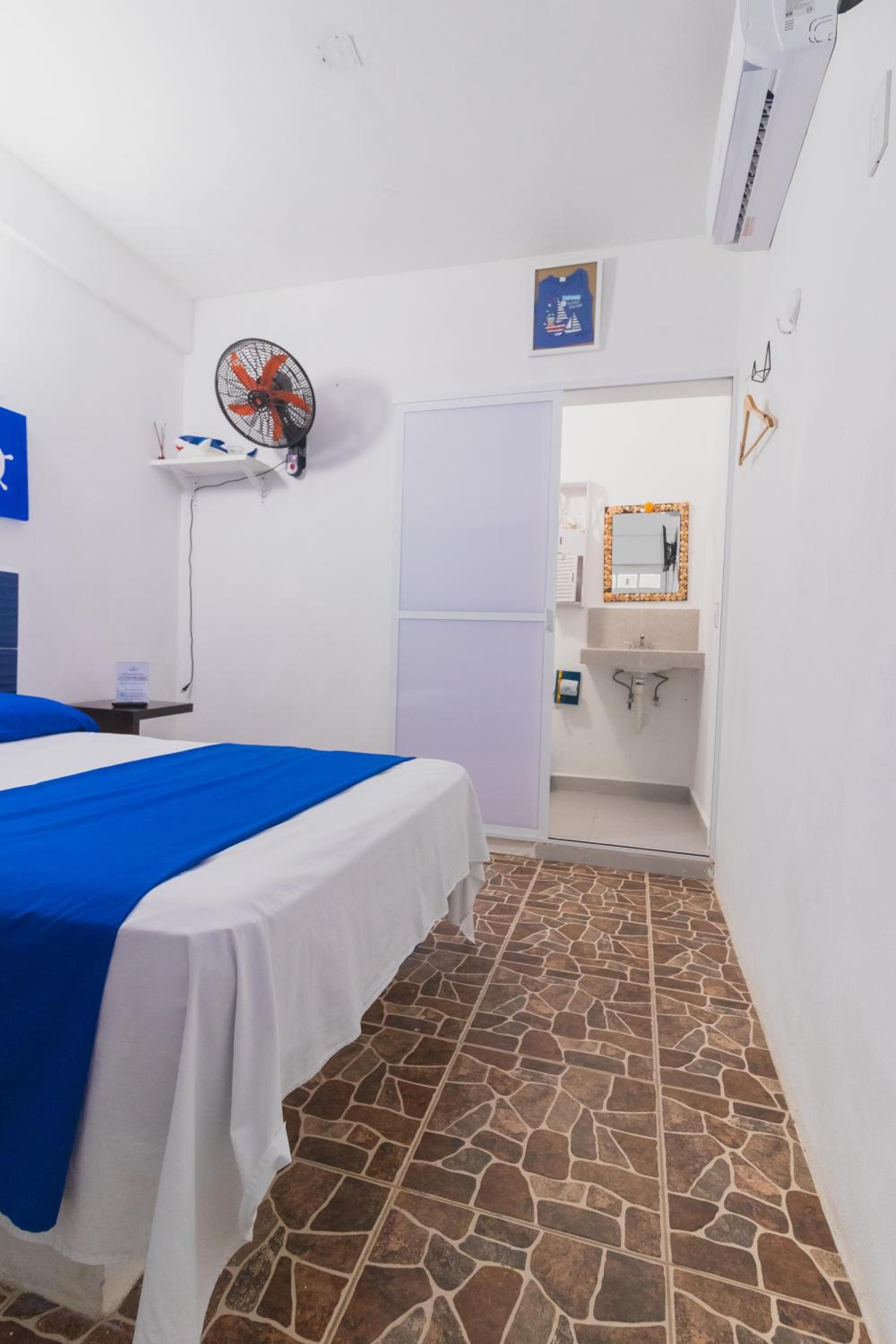 Double Room with Private Bathroom photo 1